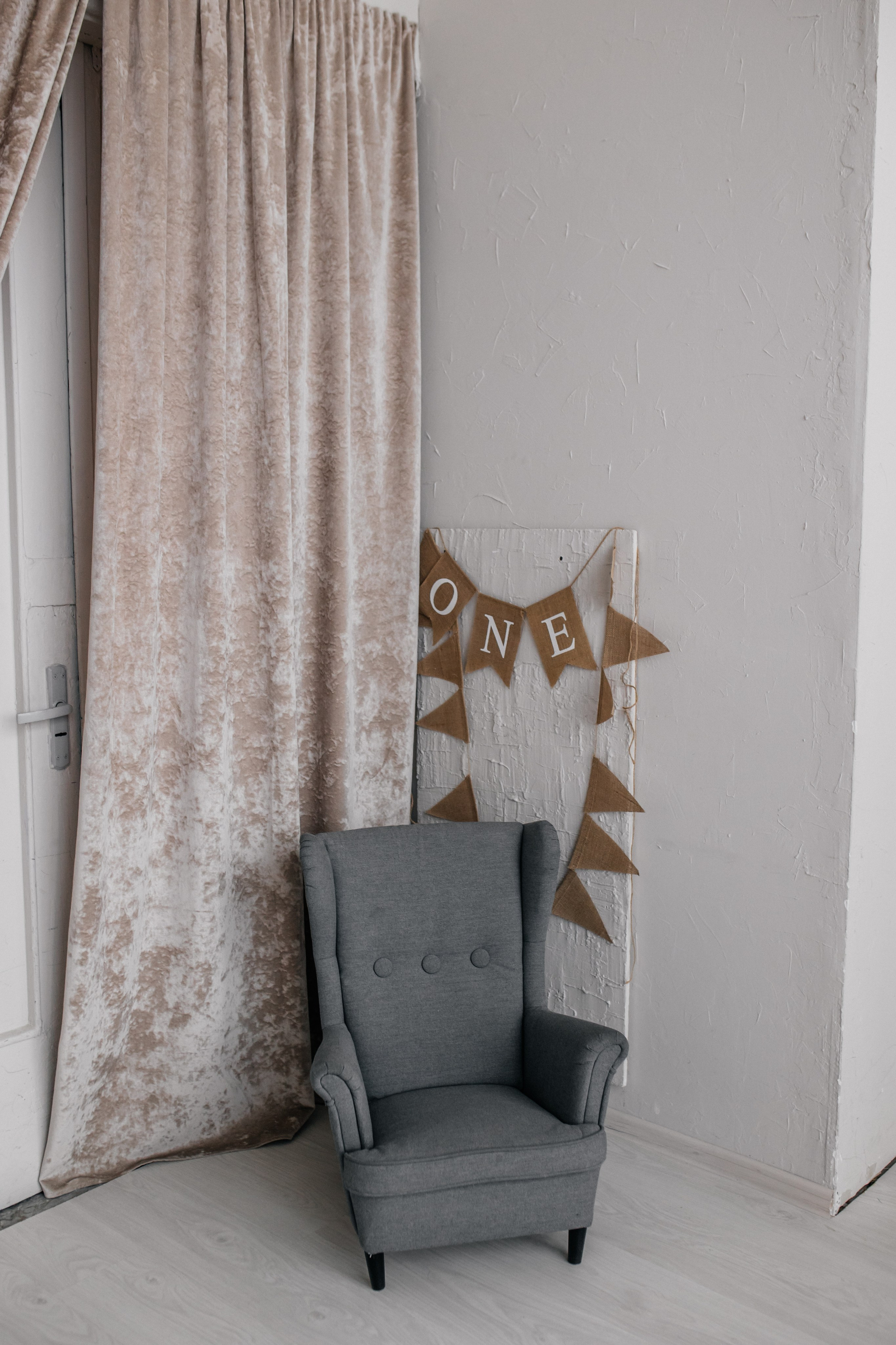 ETO Studio — фотостудия в Минске. Понравилась студия? Напишите — организую съёмку именно здесь. Фотограф в Минске Людмила Дутко