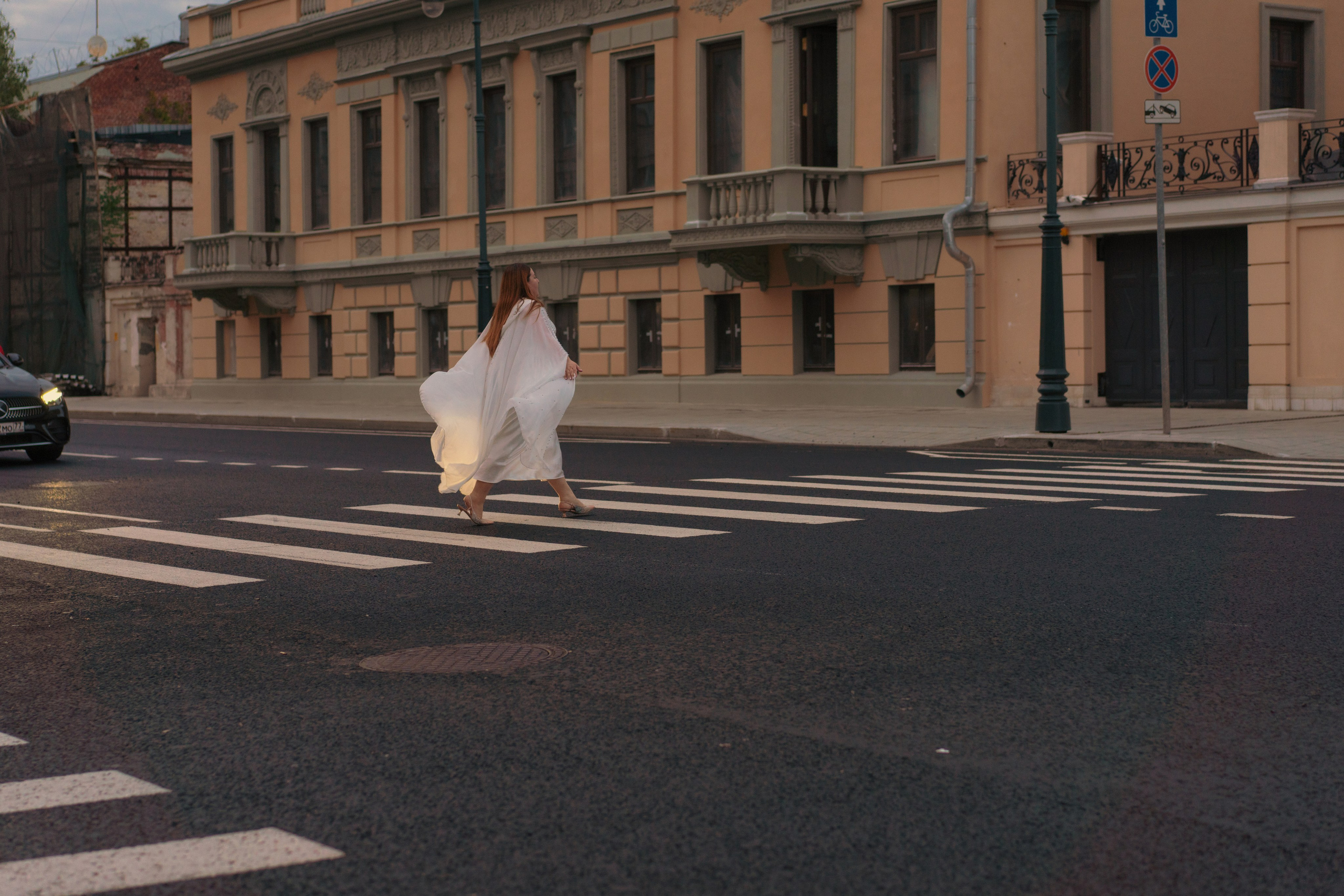 За поворотом. Фотограф Москва Илюткина Евгения ilutkina.evgenia