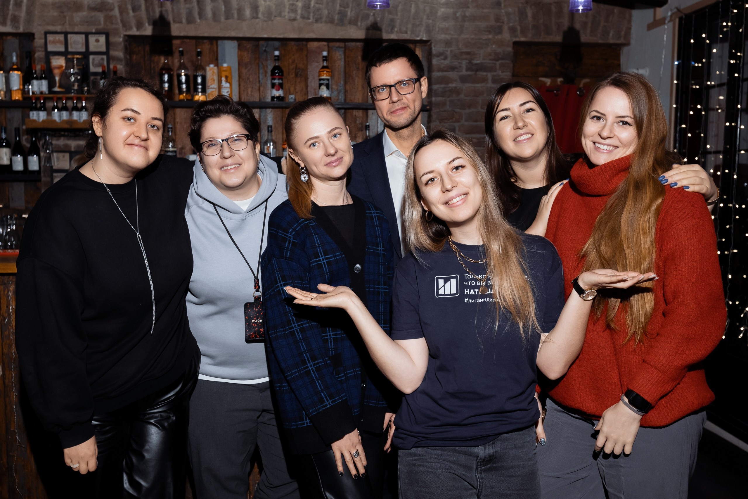 Фото с репортажной съемки квиза ЛИГА ИНДИГО. Фотограф в Санкт-Петербурге — Сергей Петров