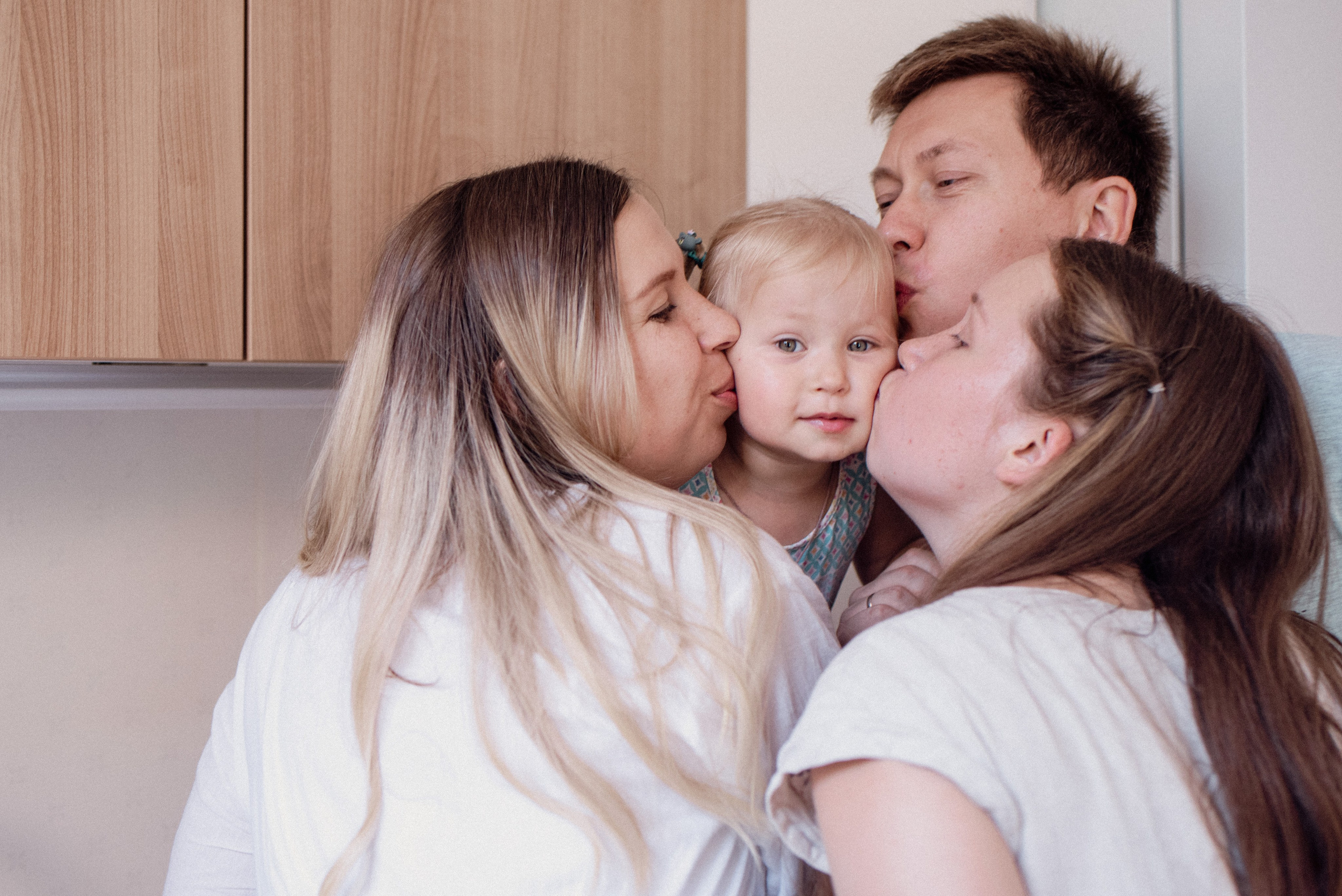 Семья Марины дома. Семейный фотограф в Севастополе Куценко Светлана