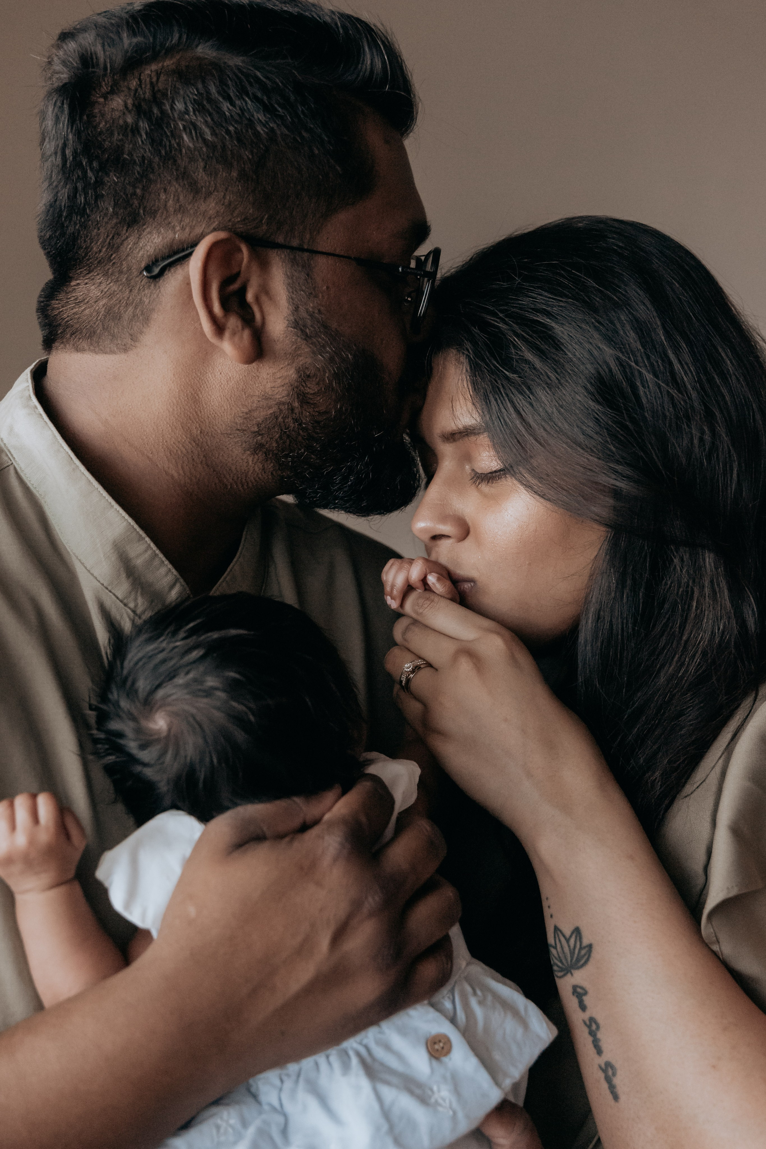 Family, Maternity & Newborn Photographer in Dubai