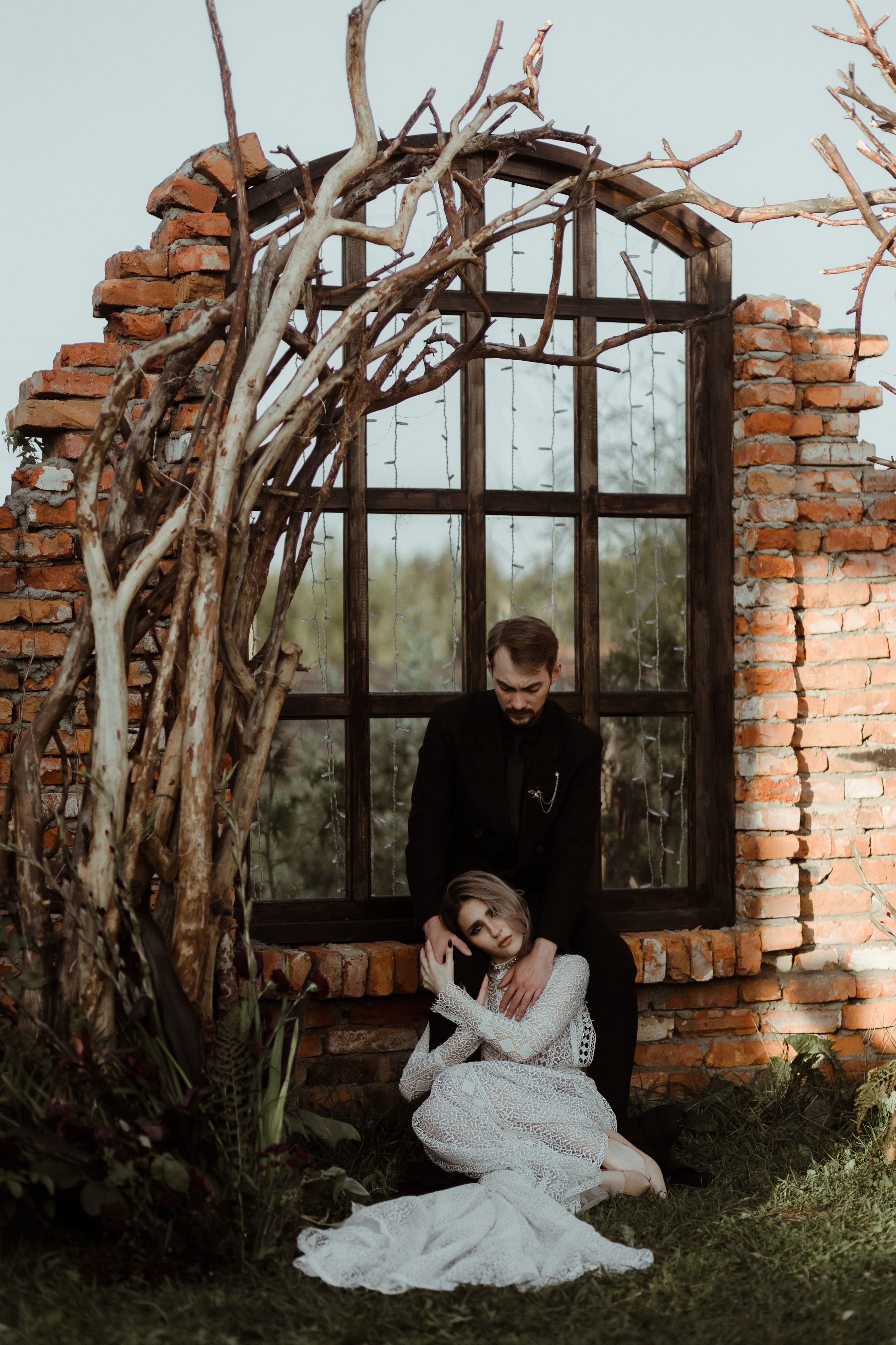 Разрушенная стена. Локация для церемонии ифотосессии. Свадебная площадка РАНЧО