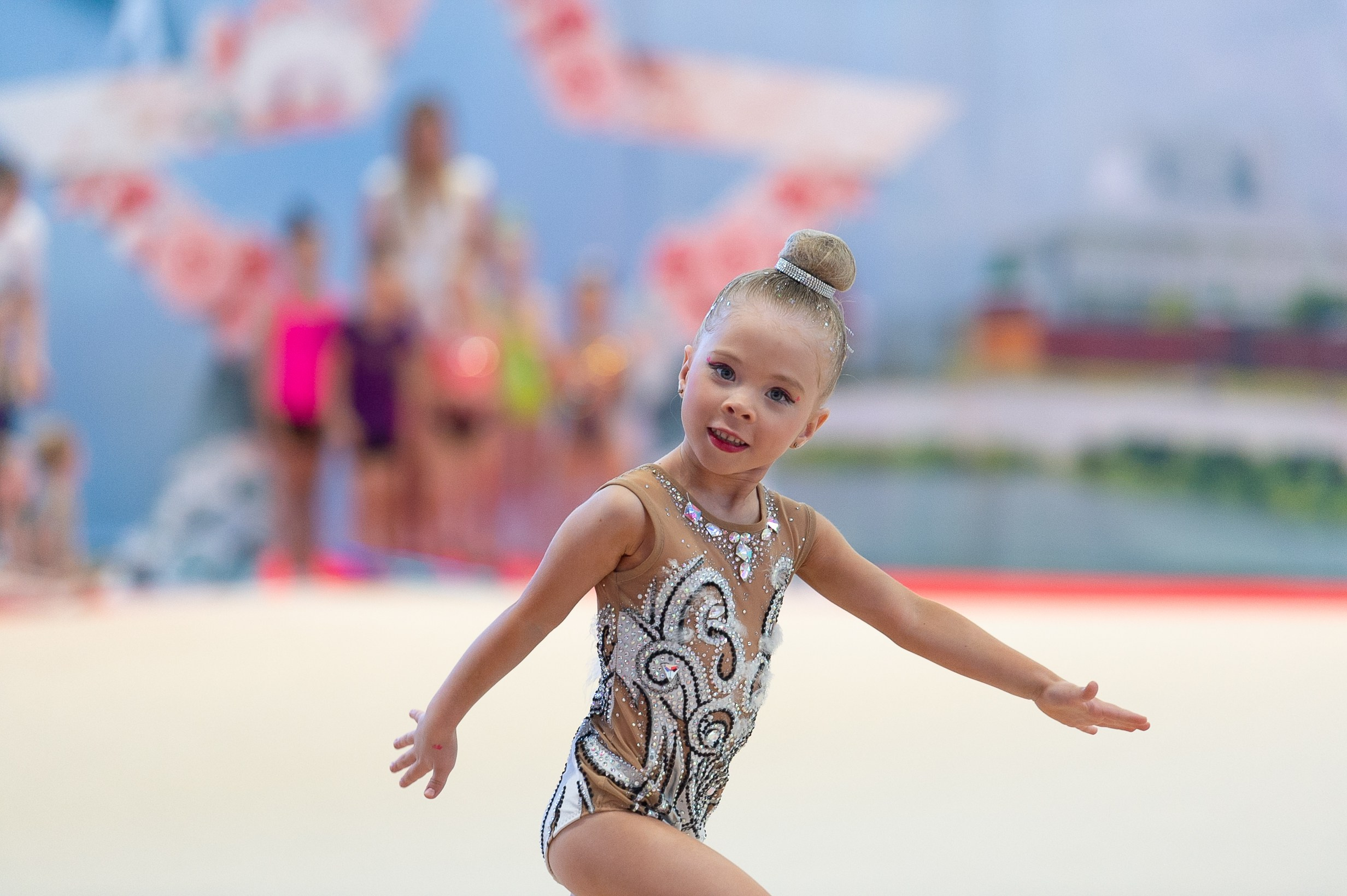 Фотограф Алина Суродеева. ФОТОВИДЕОСПОРТ. Фото видео услуги на соревнованиях по художественной гимнастике. Видеотрансляция соревнований. Москва, ЦФО, ПФО