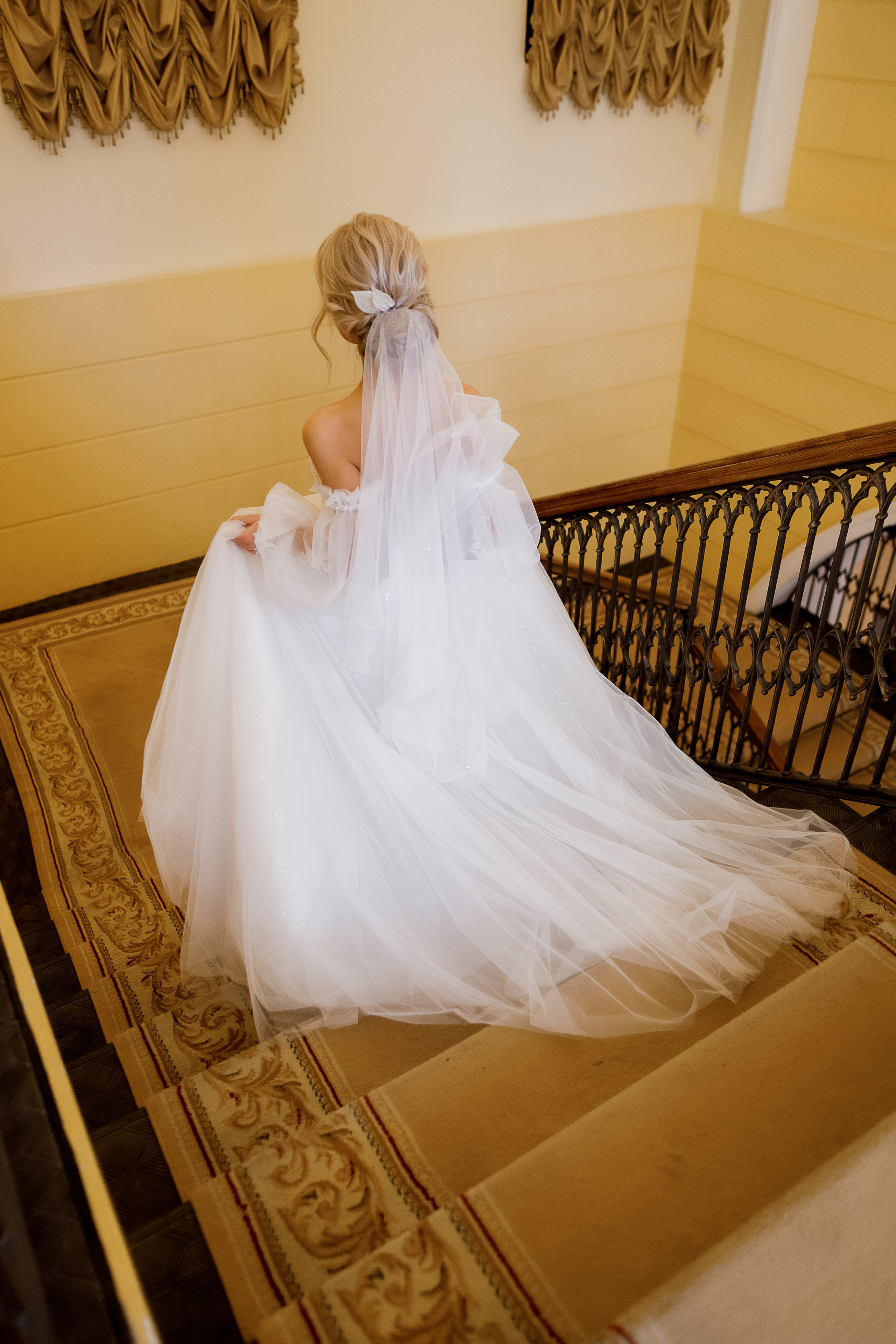 Роскошная свадебная фотосессия в нежных тонах. Олег Сверчков | Свадебный фотограф Вологда