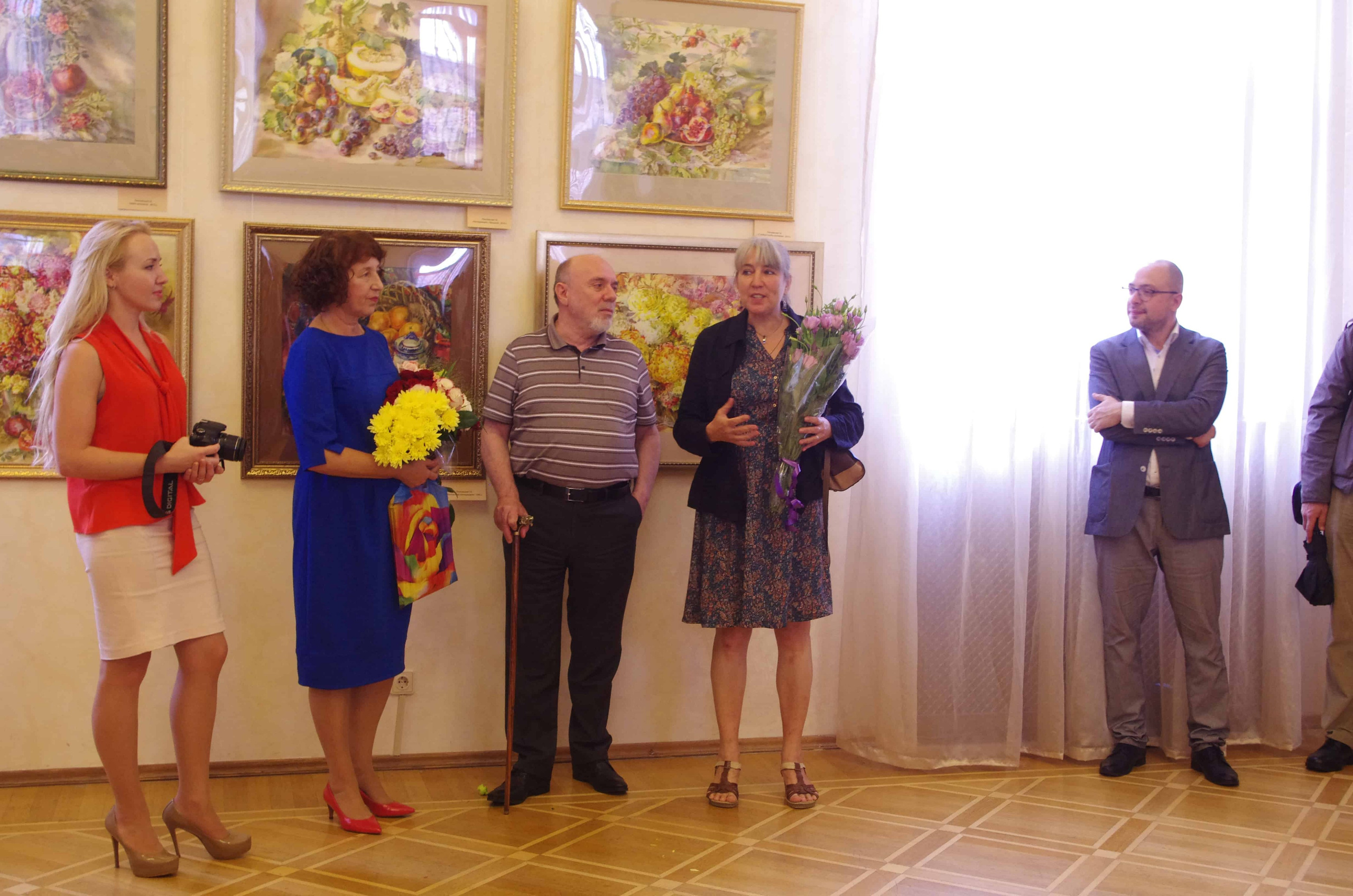 Выставка Галины Поплавской «Жизнь прекрасна!». Свет акварели Галины Поплавской