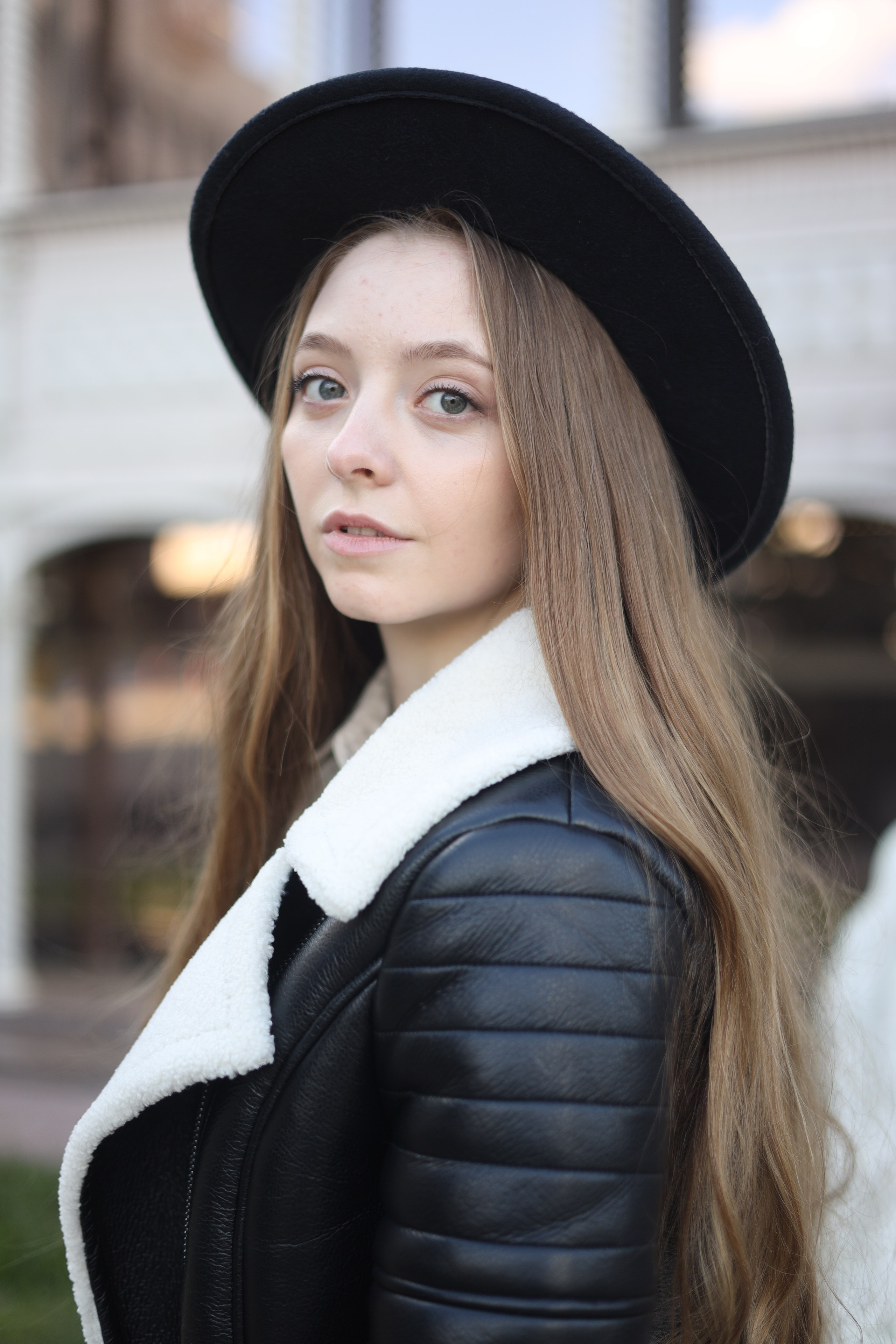 Фотосессия в городе Казани| Уличный фотодень «Городская история». Профессиональный Фотограф в Казани Яна Забелина