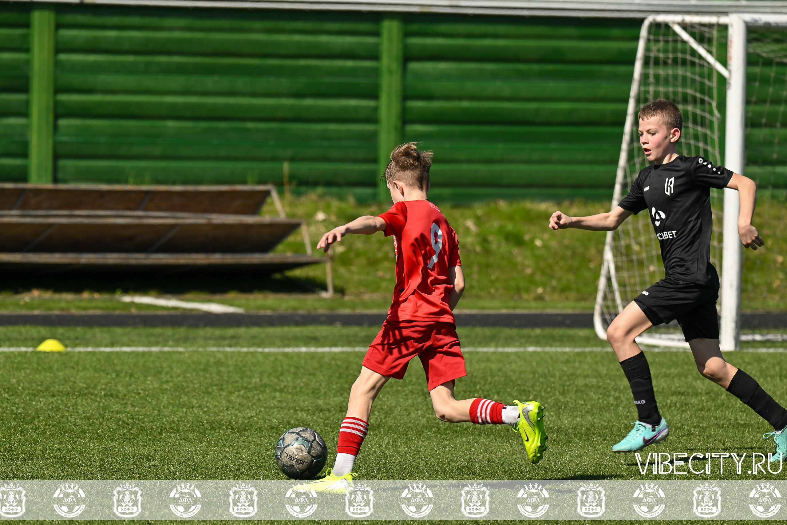 XIX Всероссийского футбольного турнира Локобол 2025 РЖД. VIBECITY.RU Вайб Сити Ру Фоторепортажи Фотоотчеты Калининград