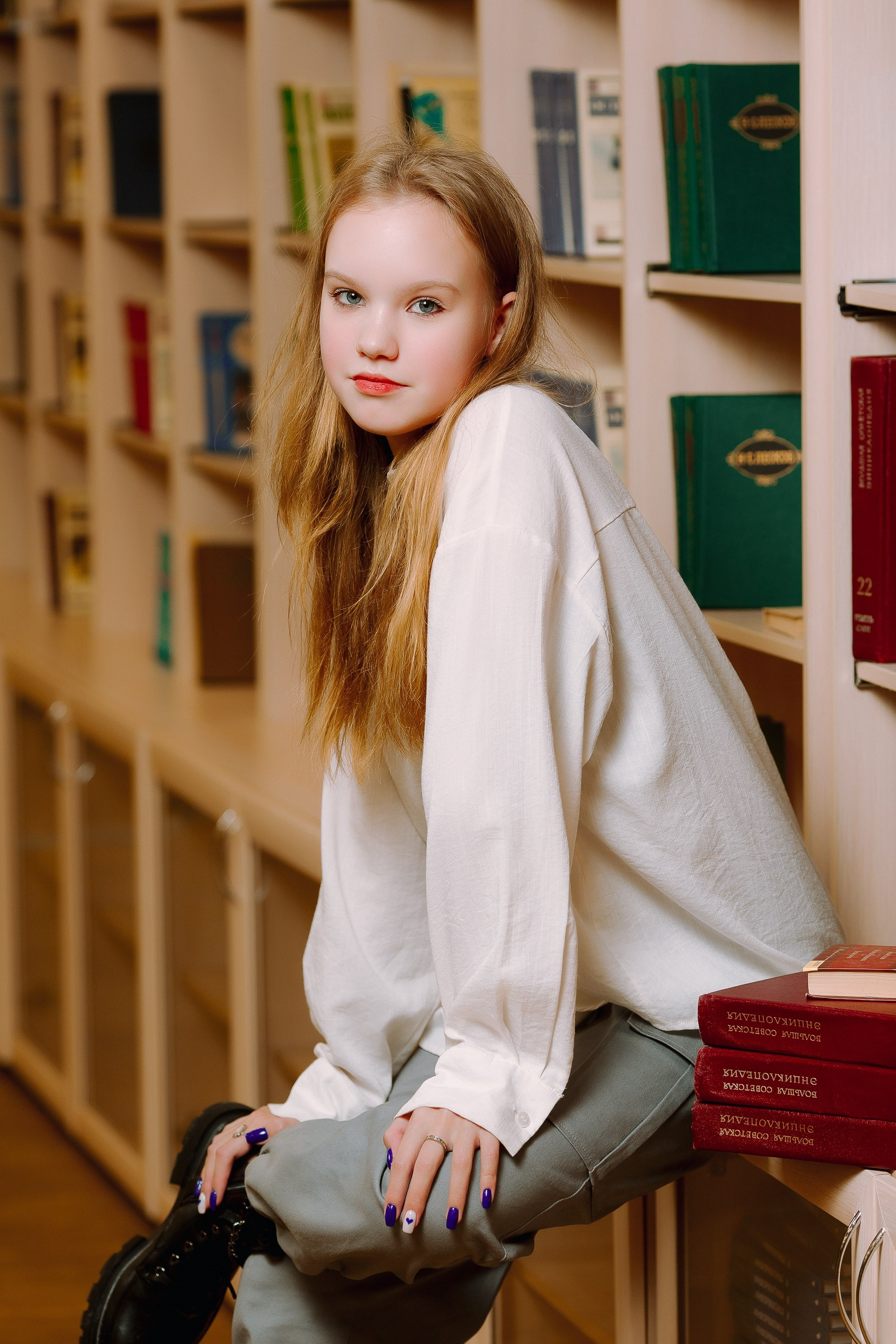 Библиотека- старшая школа портреты. Выпускные альбомы Натальи Бутко: Новороссийск, Анапа, Геленджик