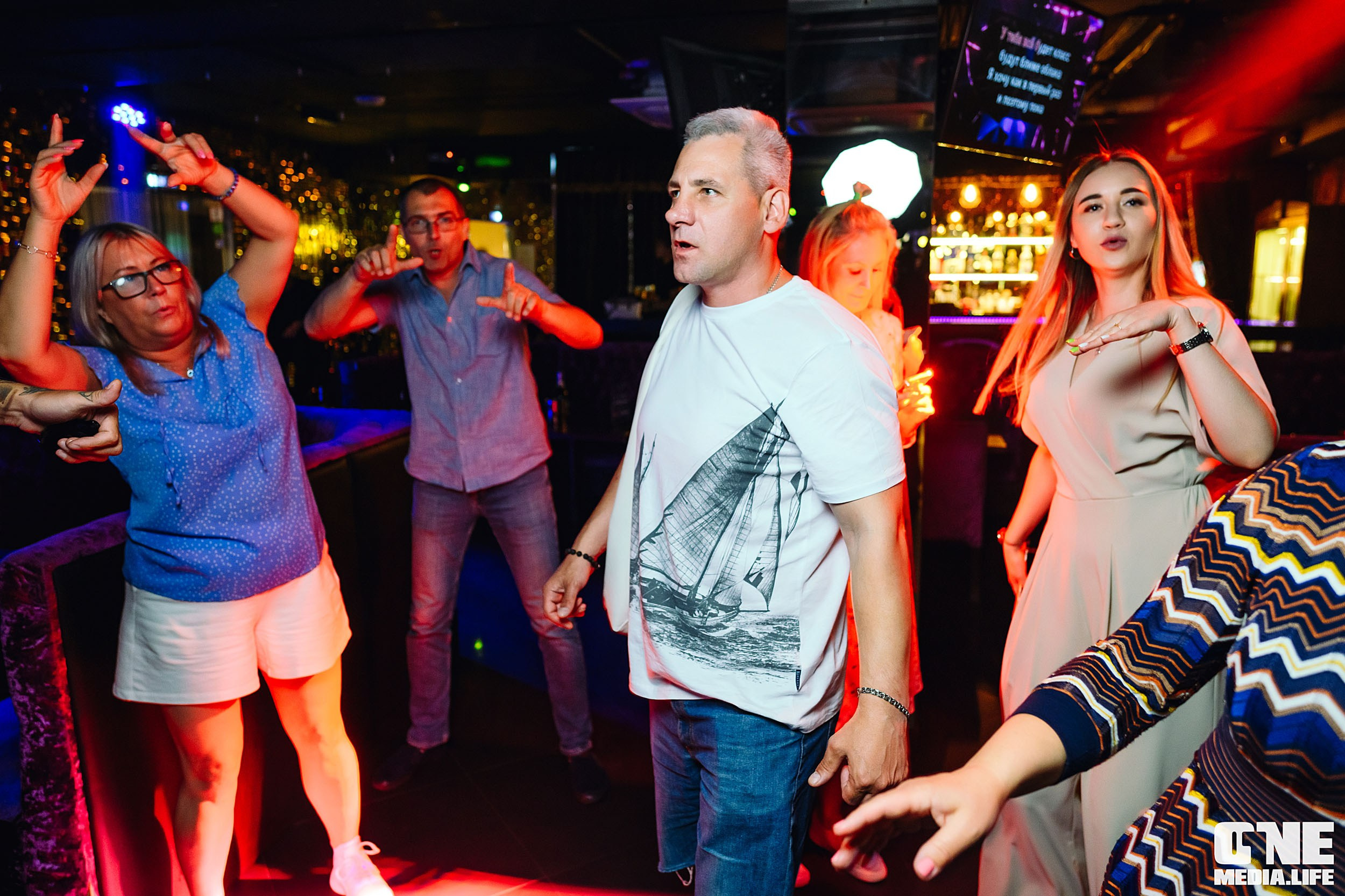 Фоторепортаж из караоке-клуба Эйфория. One Media Life: фоторепортажи, фотоотчеты с мероприятий и заведений