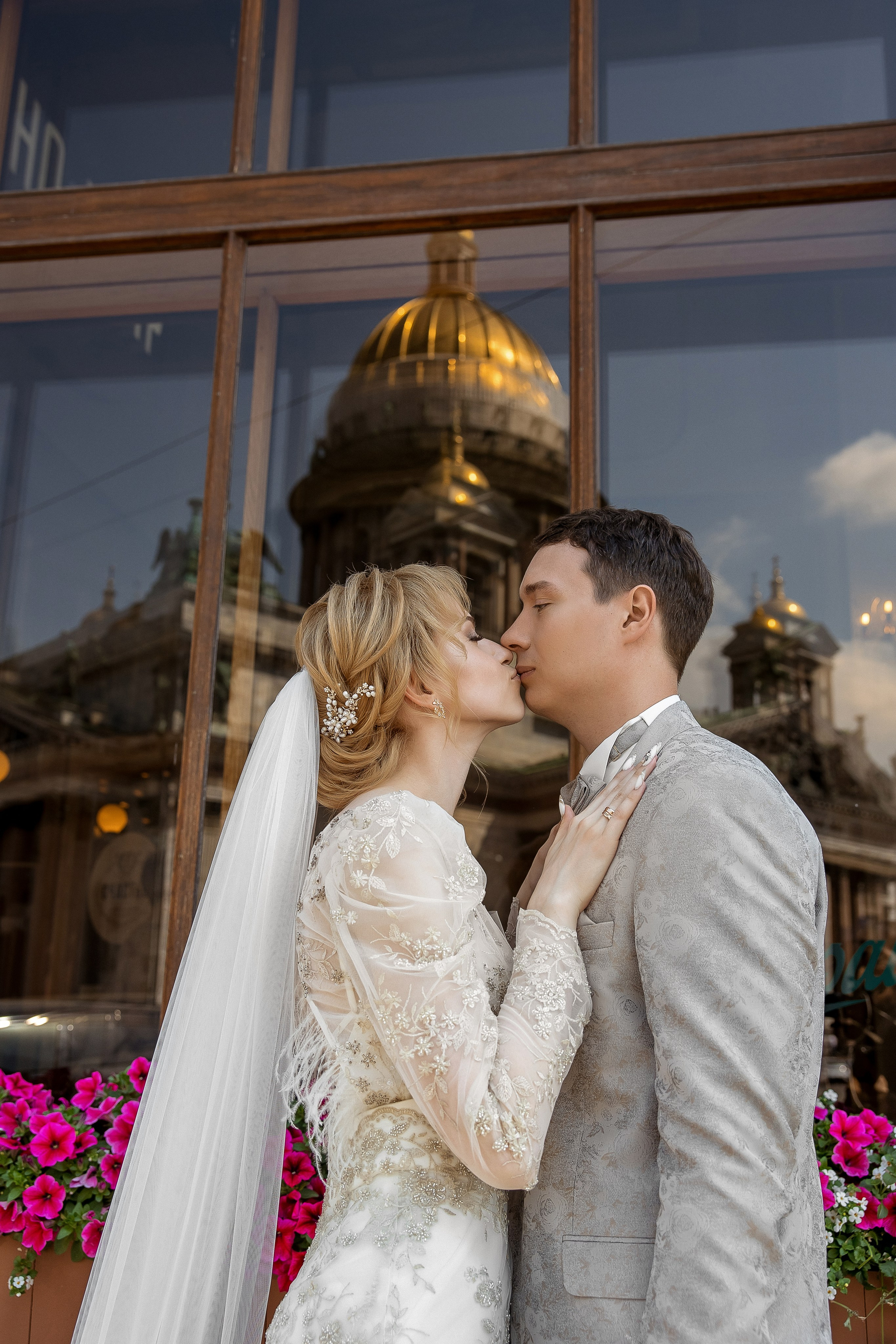 Свадебная фотосессия на яхте. Свадебный и семейный фотограф Алексей Аверин