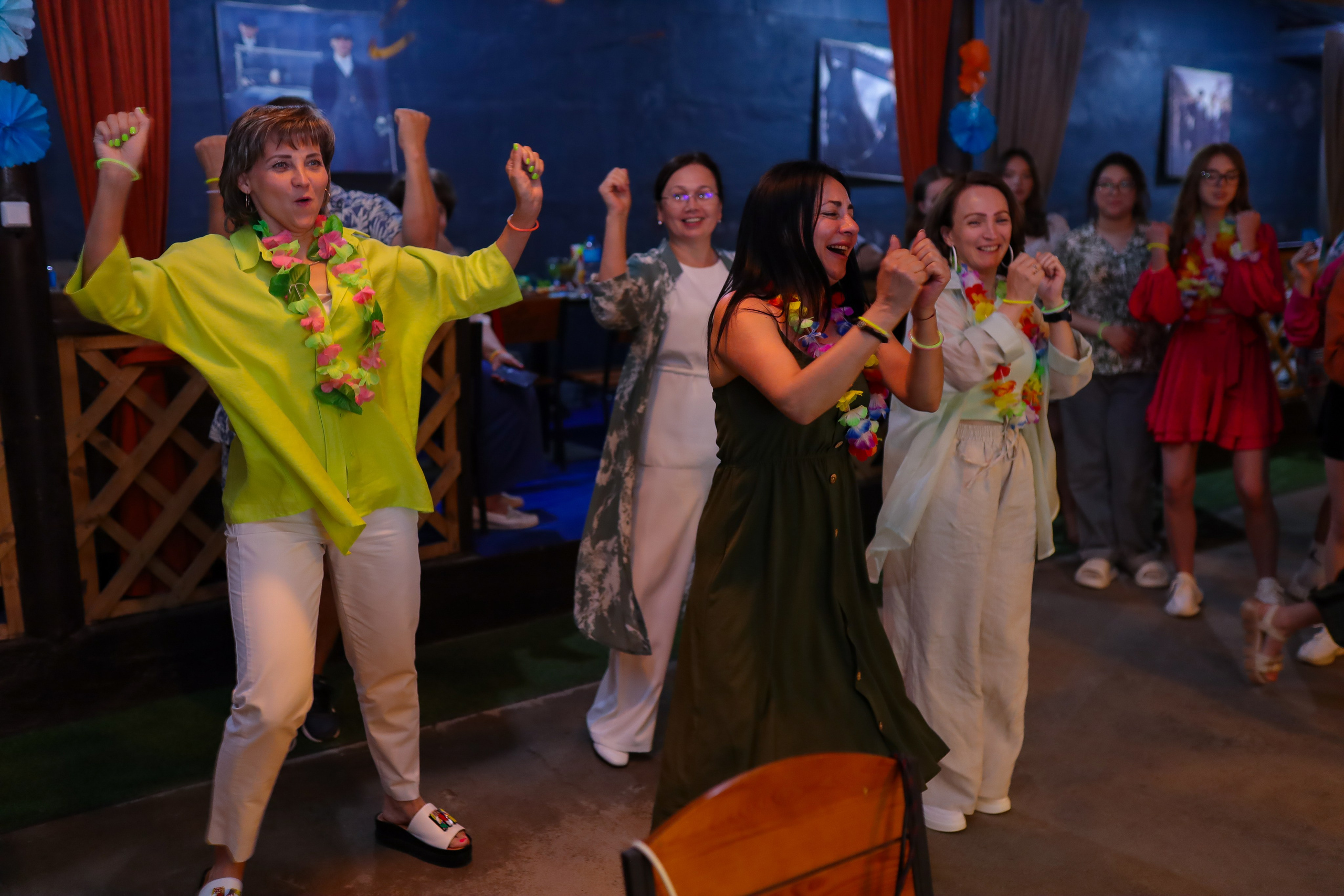 Выпускники. Фотограф в Жезказгане. Графический дизайнер