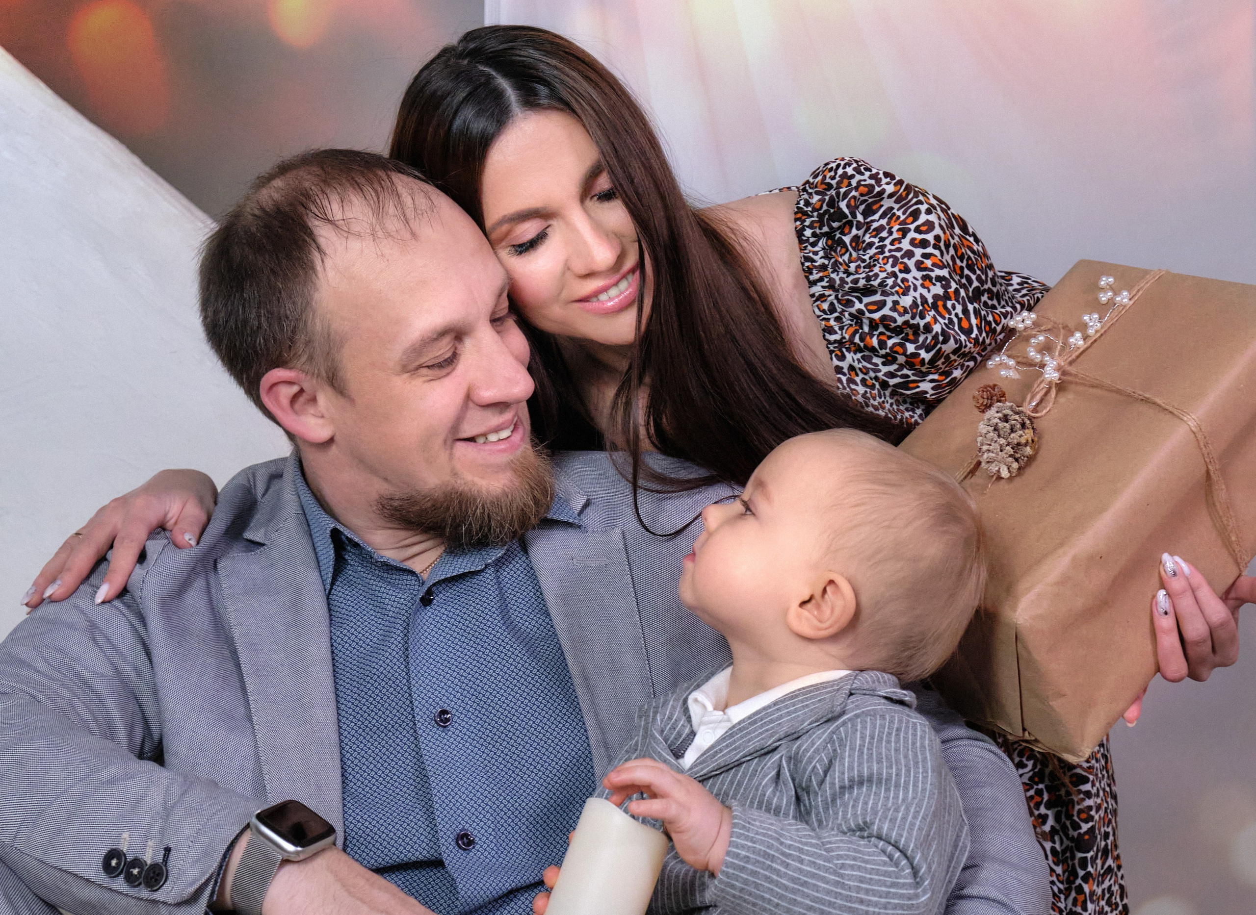 Новогодняя фотосессия семейная в Самаре. Идеи и образы для съёмки ребёнка