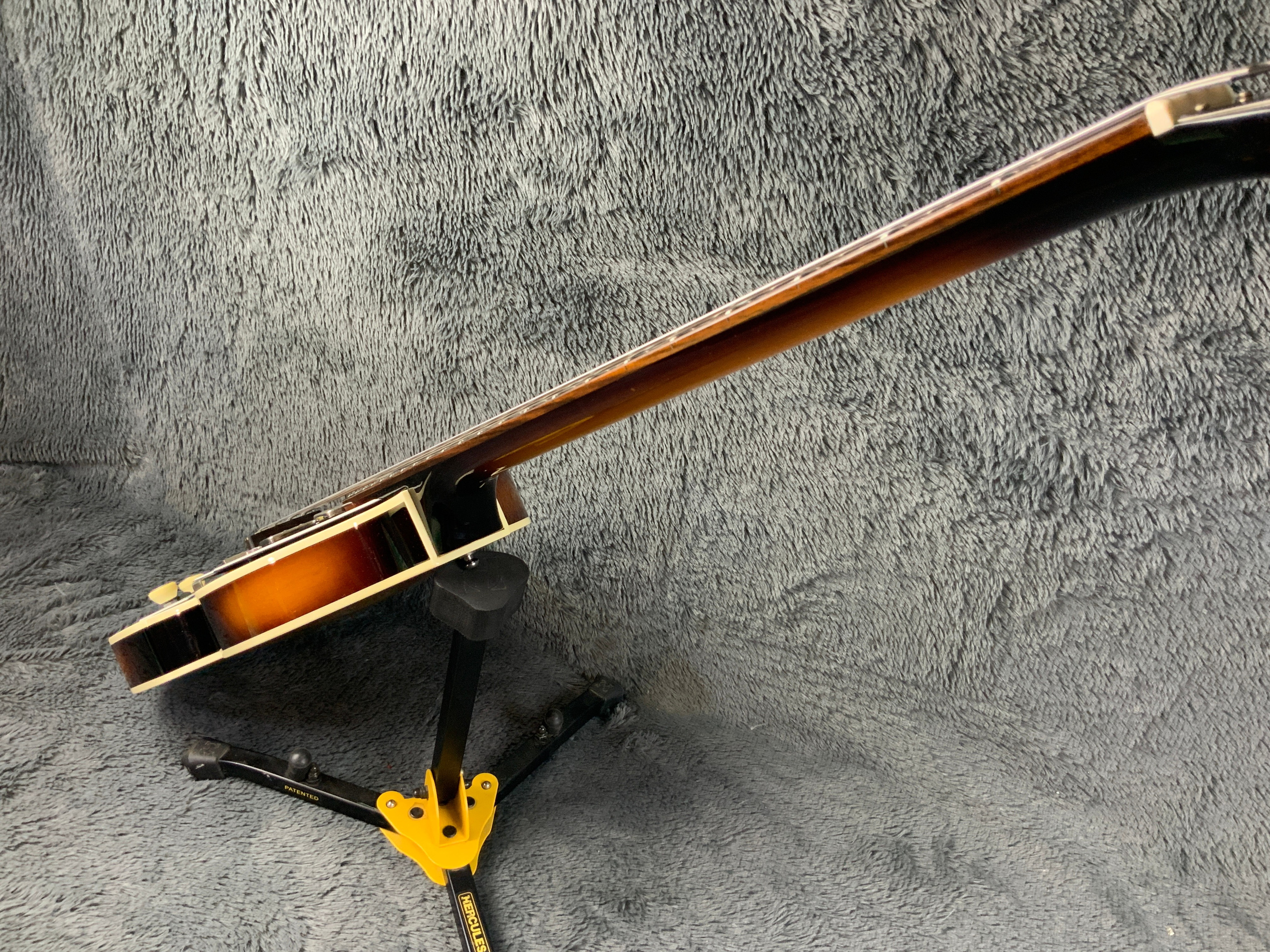 Greco Violin Bass VB-90
