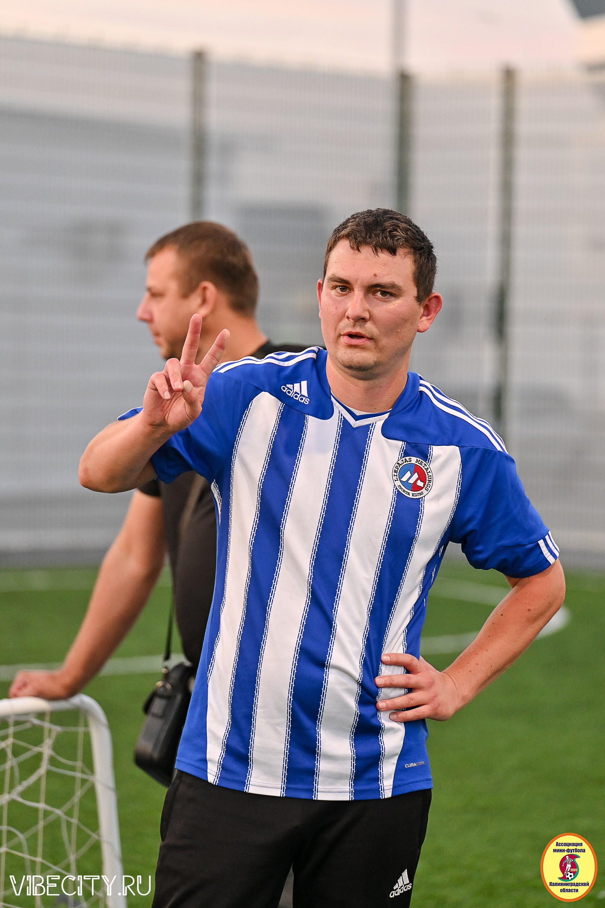 ИГРЫ МИНИ-ФУТБОЛЬНОЙ И КОРПОРАТИВНОЙ ЛИГИ. VIBECITY.RU Вайб Сити Ру Фоторепортажи Фотоотчеты Калининград