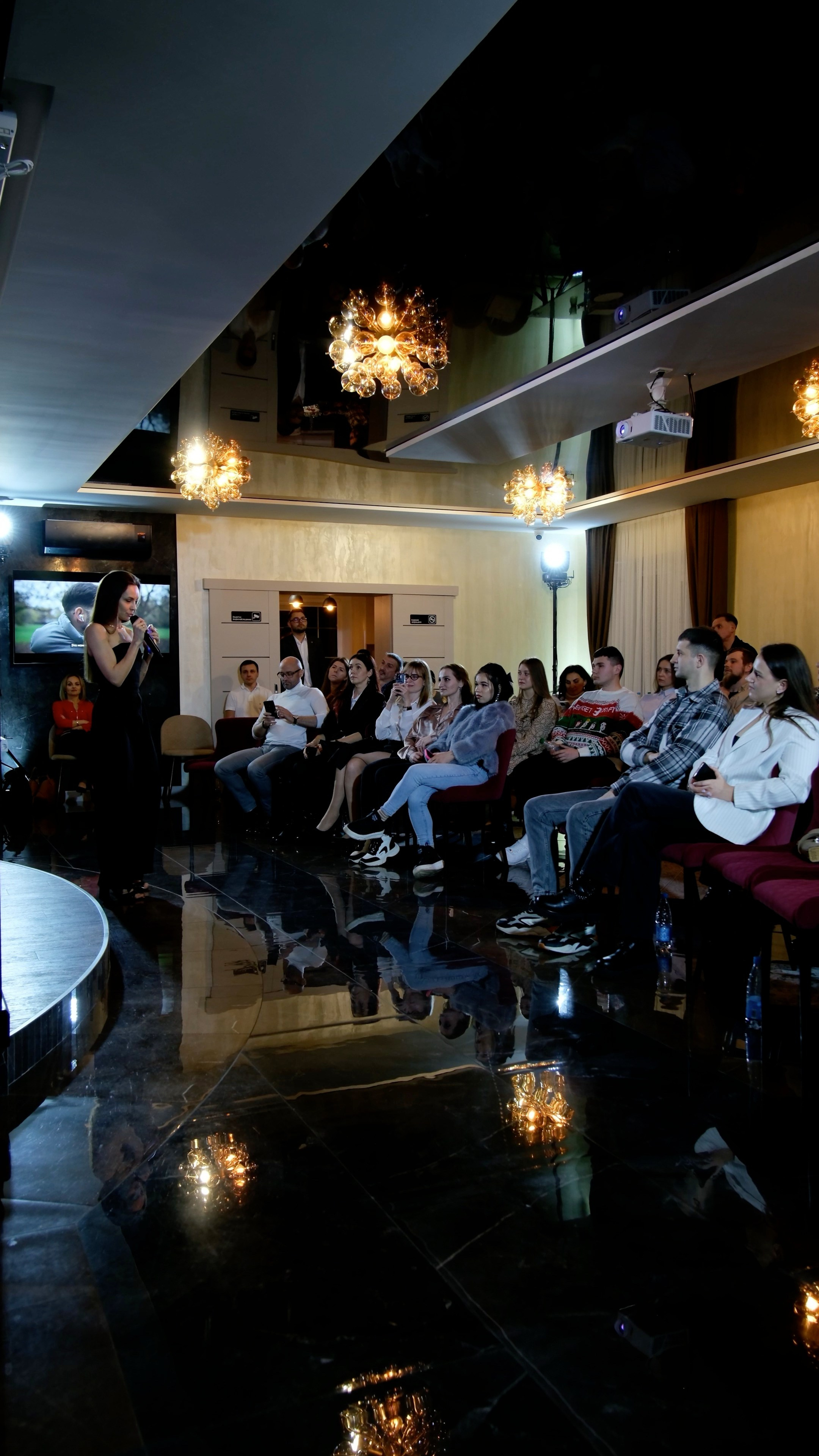 Комьюнити Empire (экосистема JIFU). Репортажный видеограф Илья Сухоносиик