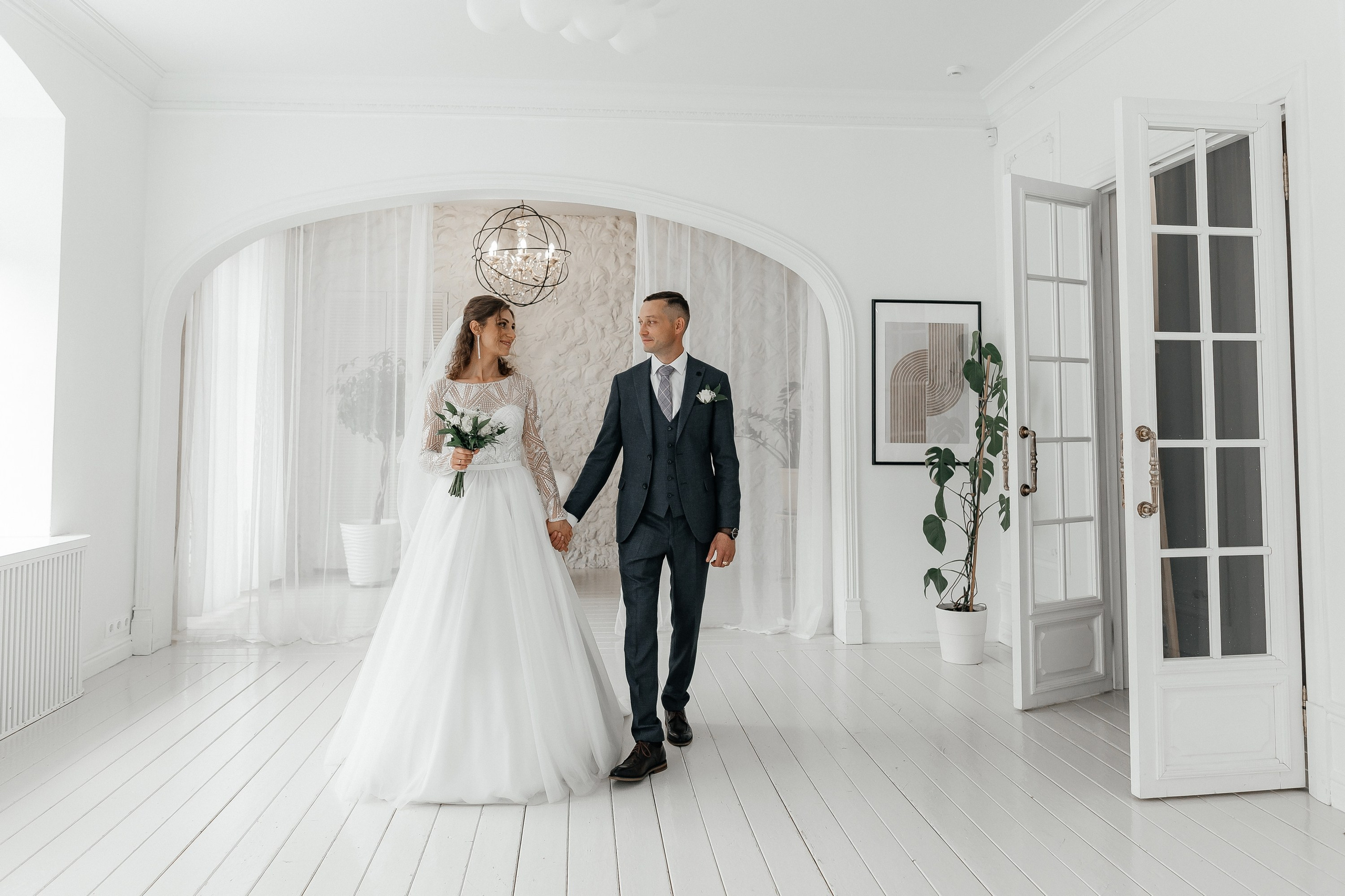 Фотостудии и пространства Перми для свадебной фотосессии. Свадебный фотограф Пермь