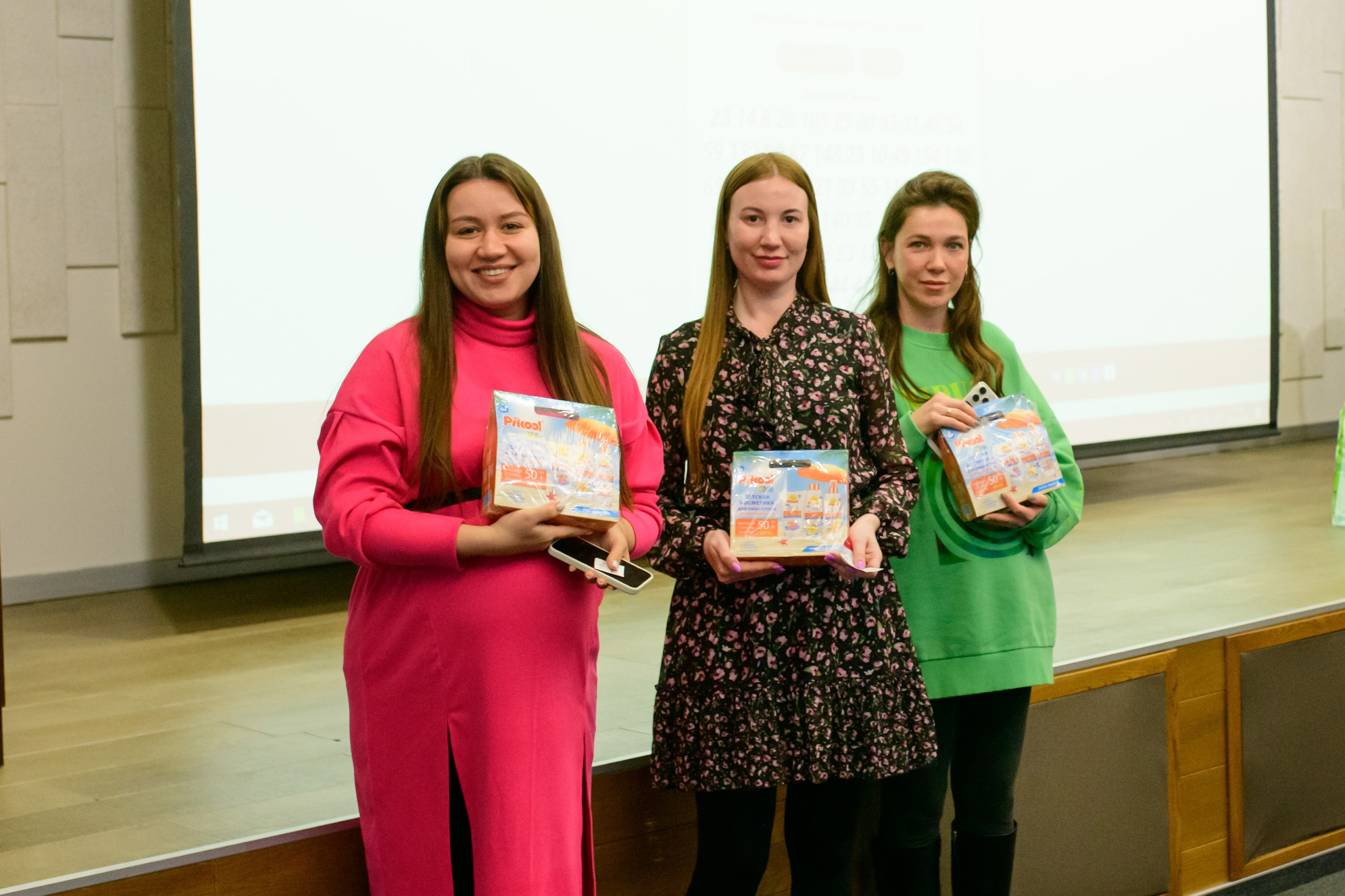 Фотоотчет праздника материнства ноябрь 2024 г. Профессиональный фотограф Елена Красилина г.Ярославль, г. Рыбинск