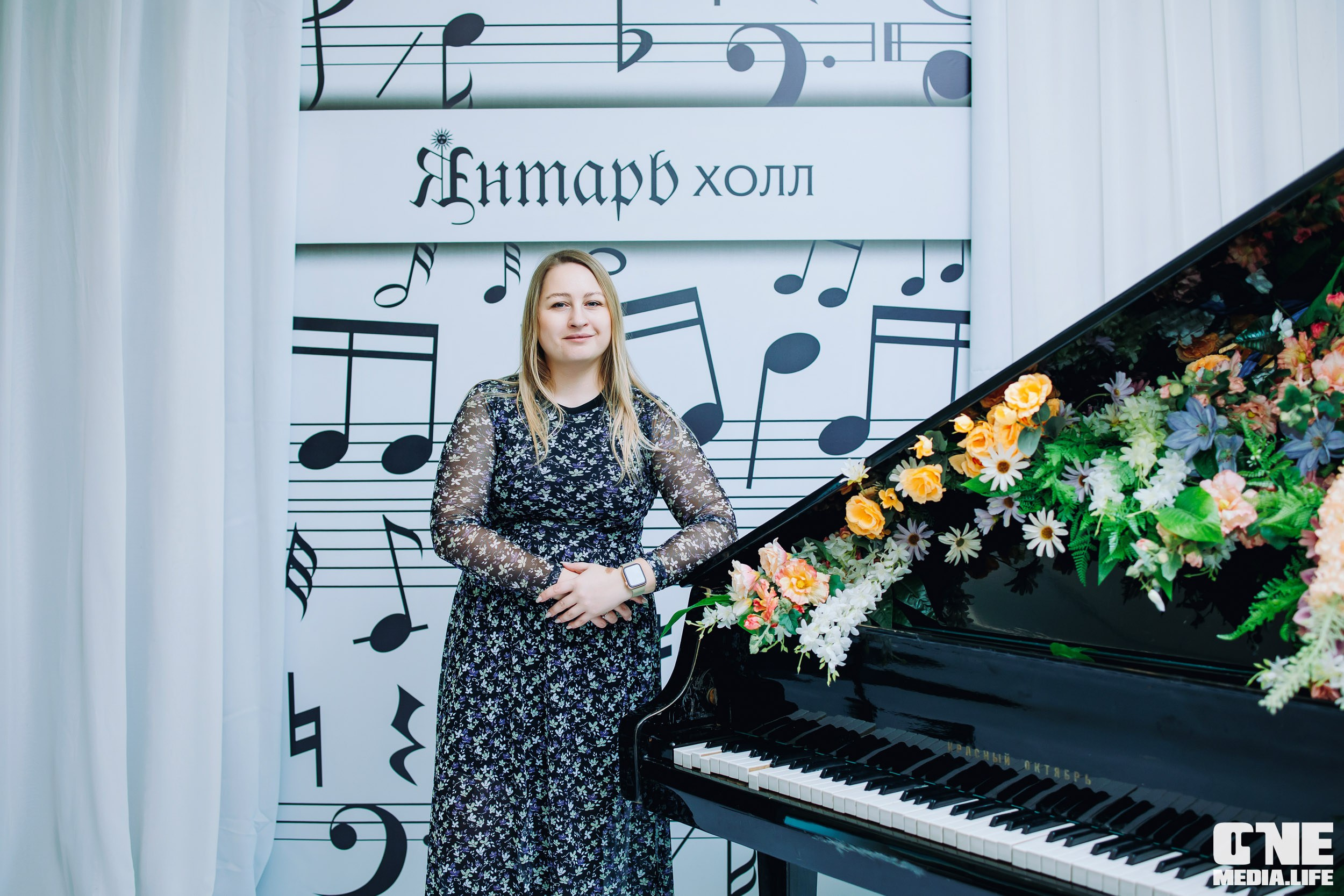 Концерт 8 марта в Янтарь холл. One Media Life: фоторепортажи, фотоотчеты с мероприятий и заведений