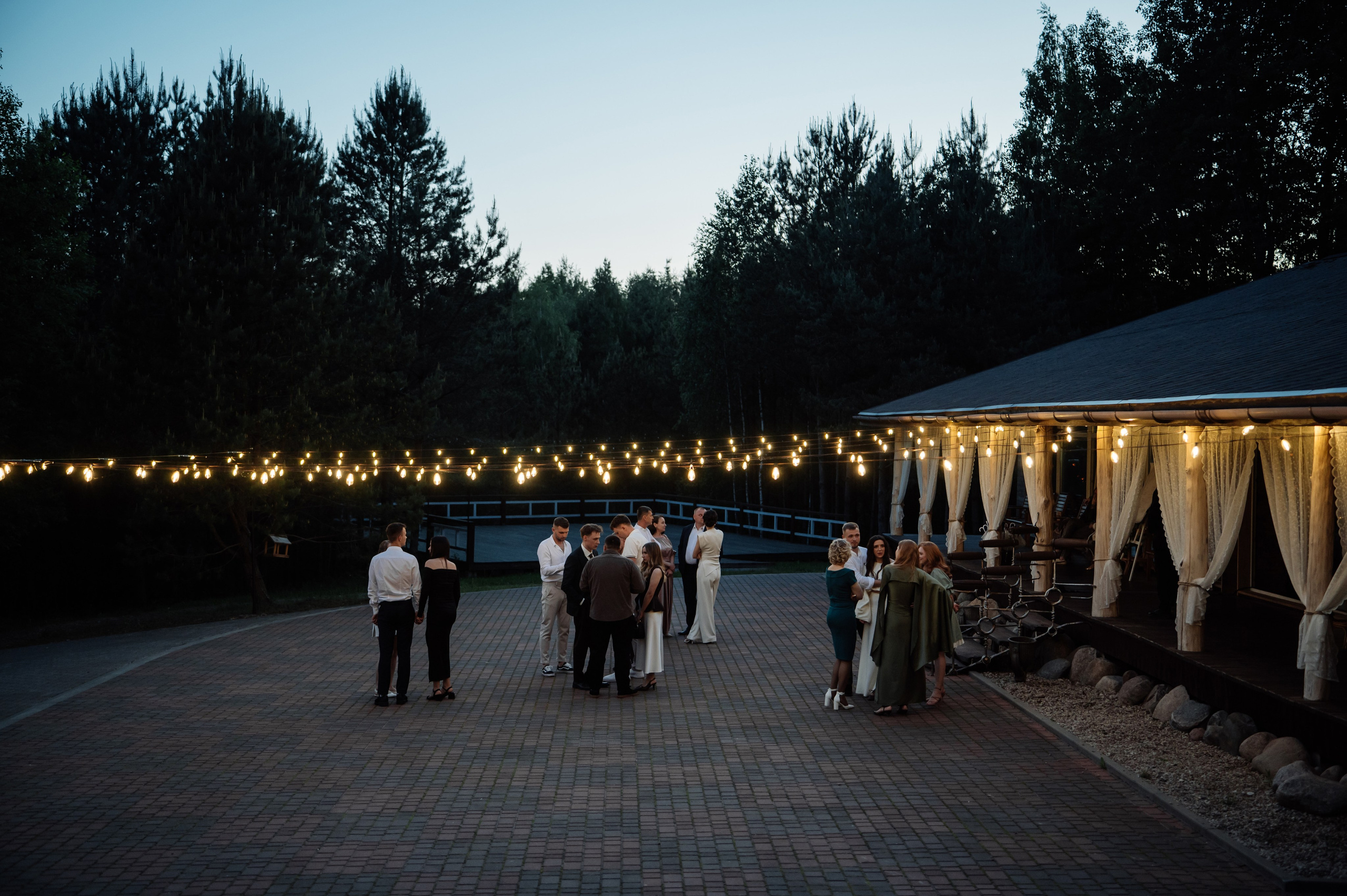 Свадебная фотосессия пары в Агроусадьбе Дачка бай