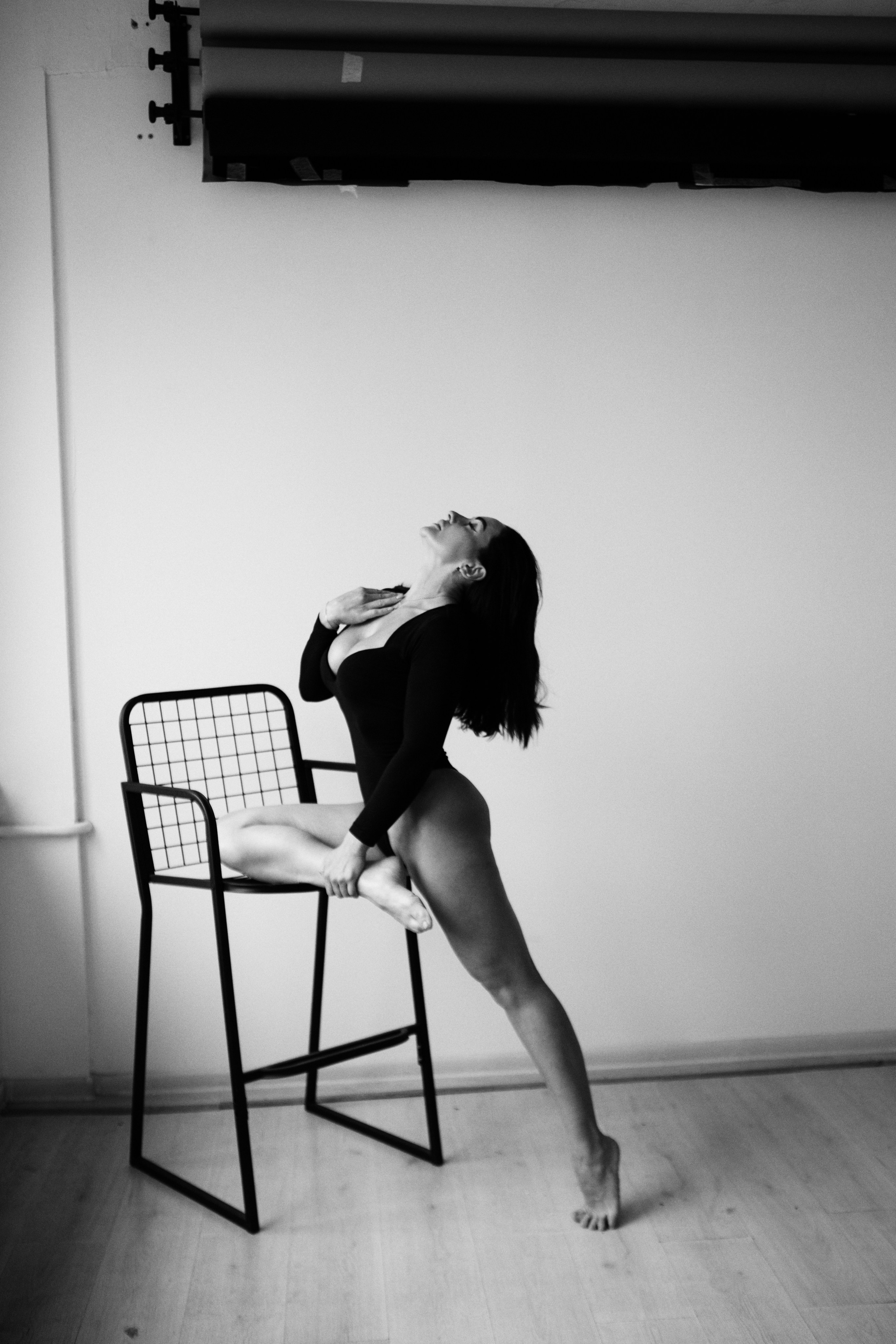 Виктория. Минималистичная фотосессия в студии. Портретный фотограф в Иванове Ольга Гуральник