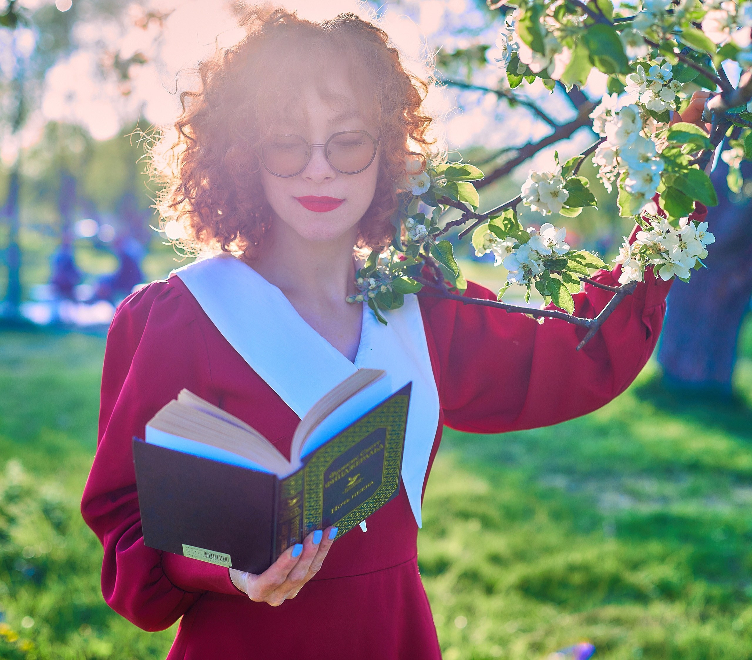 Весенний подарок: розыгрыш сертификата на фотосессию «Портрет» к 8 Марта. Фотограф Санкт-Петербург