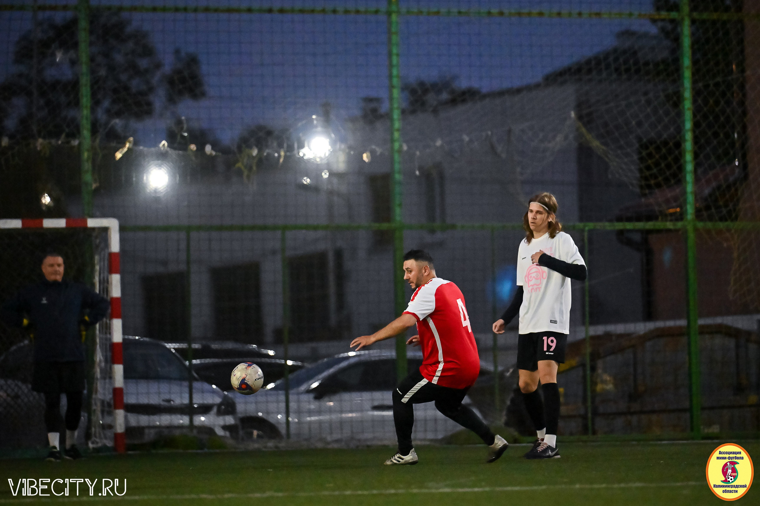 ИГРЫ МИНИ-ФУТБОЛЬНОЙ И КОРПОРАТИВНОЙ ЛИГИ. VIBECITY.RU Вайб Сити Ру Фоторепортажи Фотоотчеты Калининград