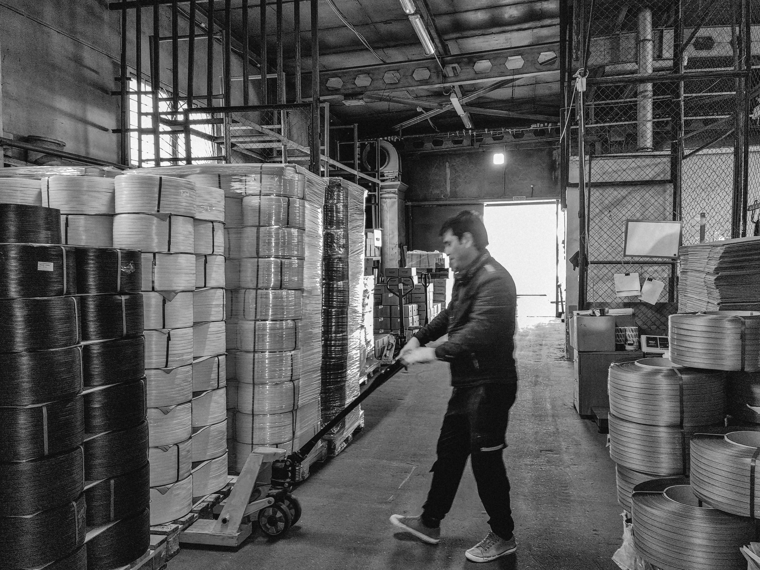 ЭМИГРАНТ. Ангелина Богданова, междисциплинарная художница