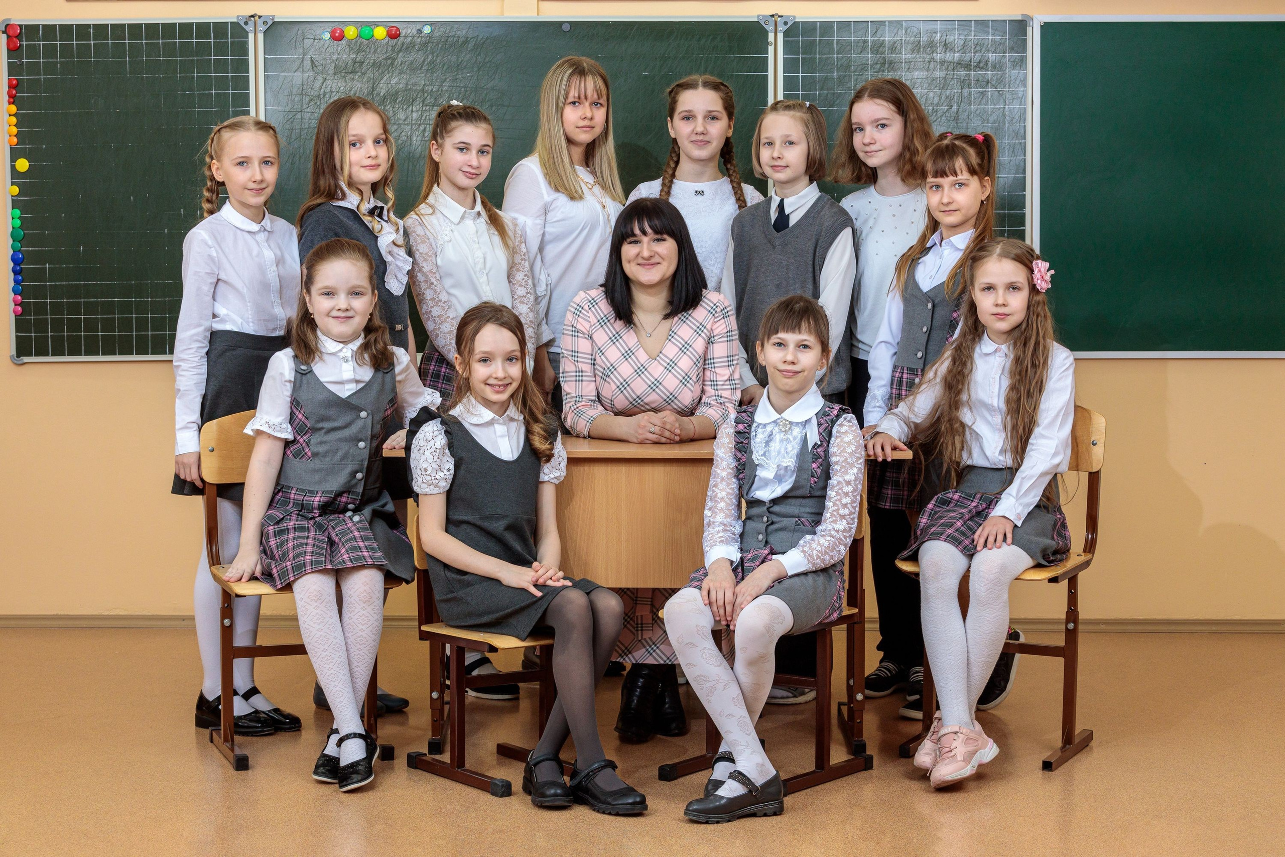 1 — 4 КЛАССЫ. Красивые выпускные альбомы в Орле