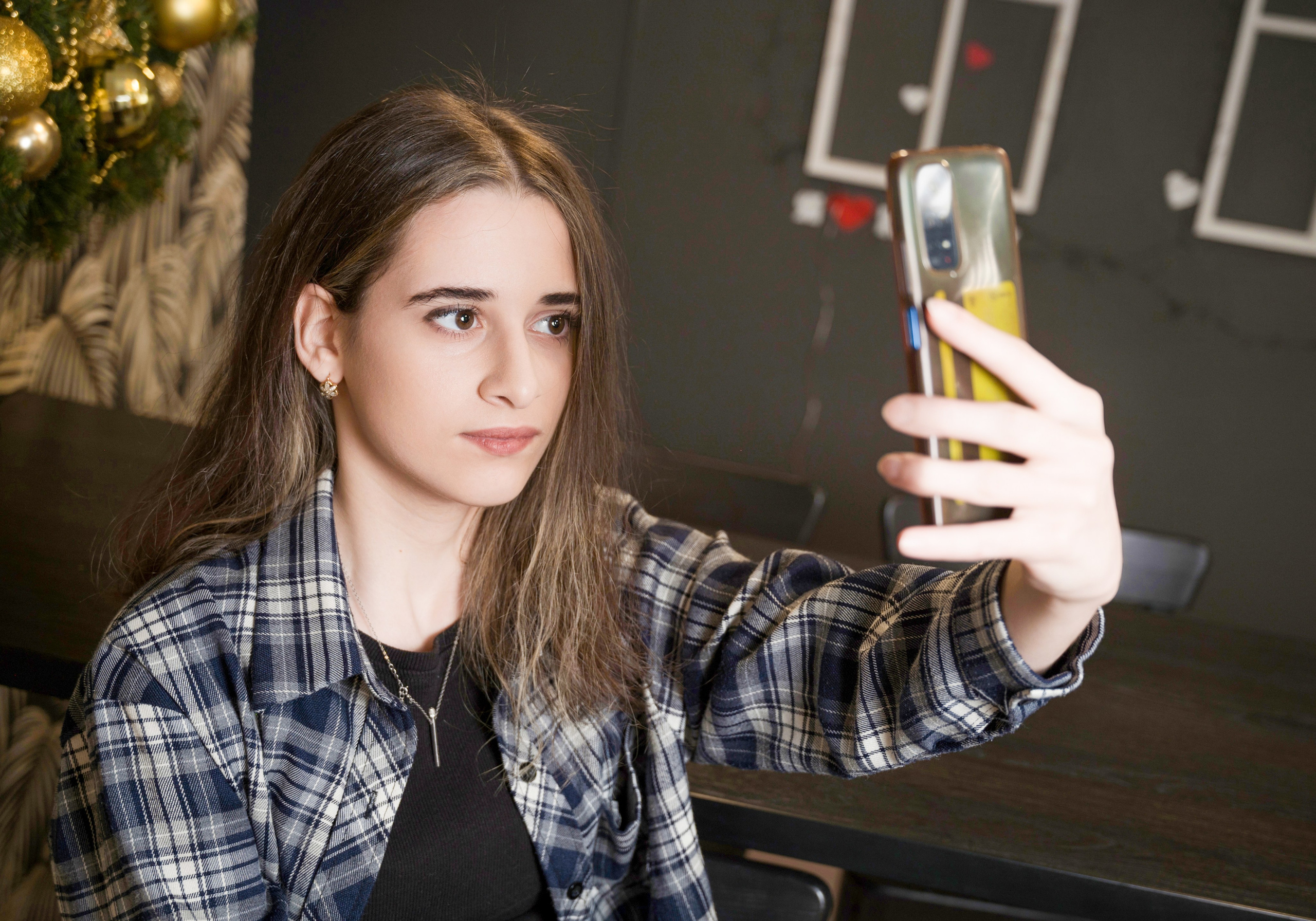 Фотографии старшеклассников для выпускных альбомов Нижневартовск | Портфолио. AR-t студия «Альбом+», г. Нижневартовск