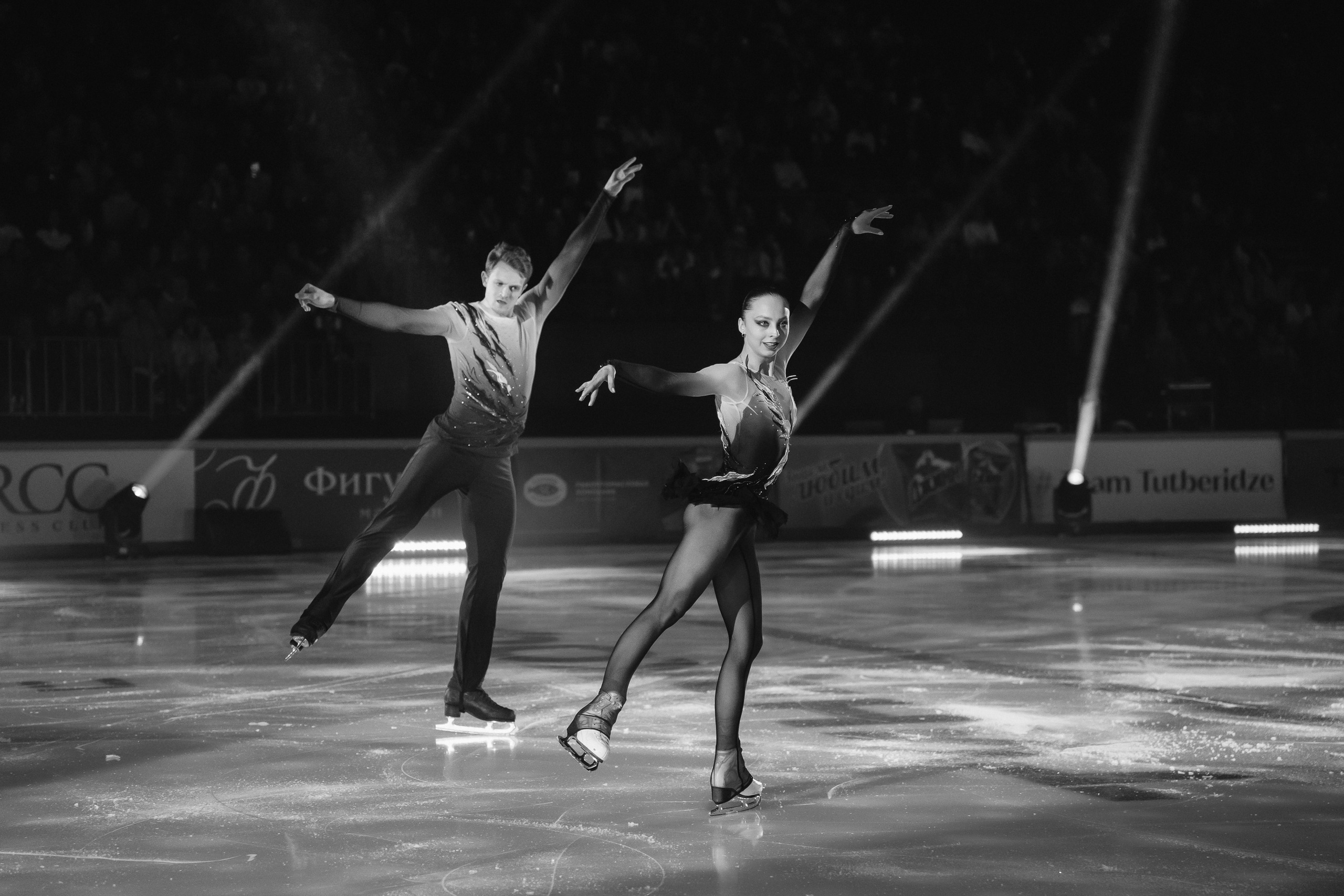Шоу «Чемпионы на льду» в Новосибирске. Воробьева Ксения — Спортивный и танцевальный фотограф Новосибирск
