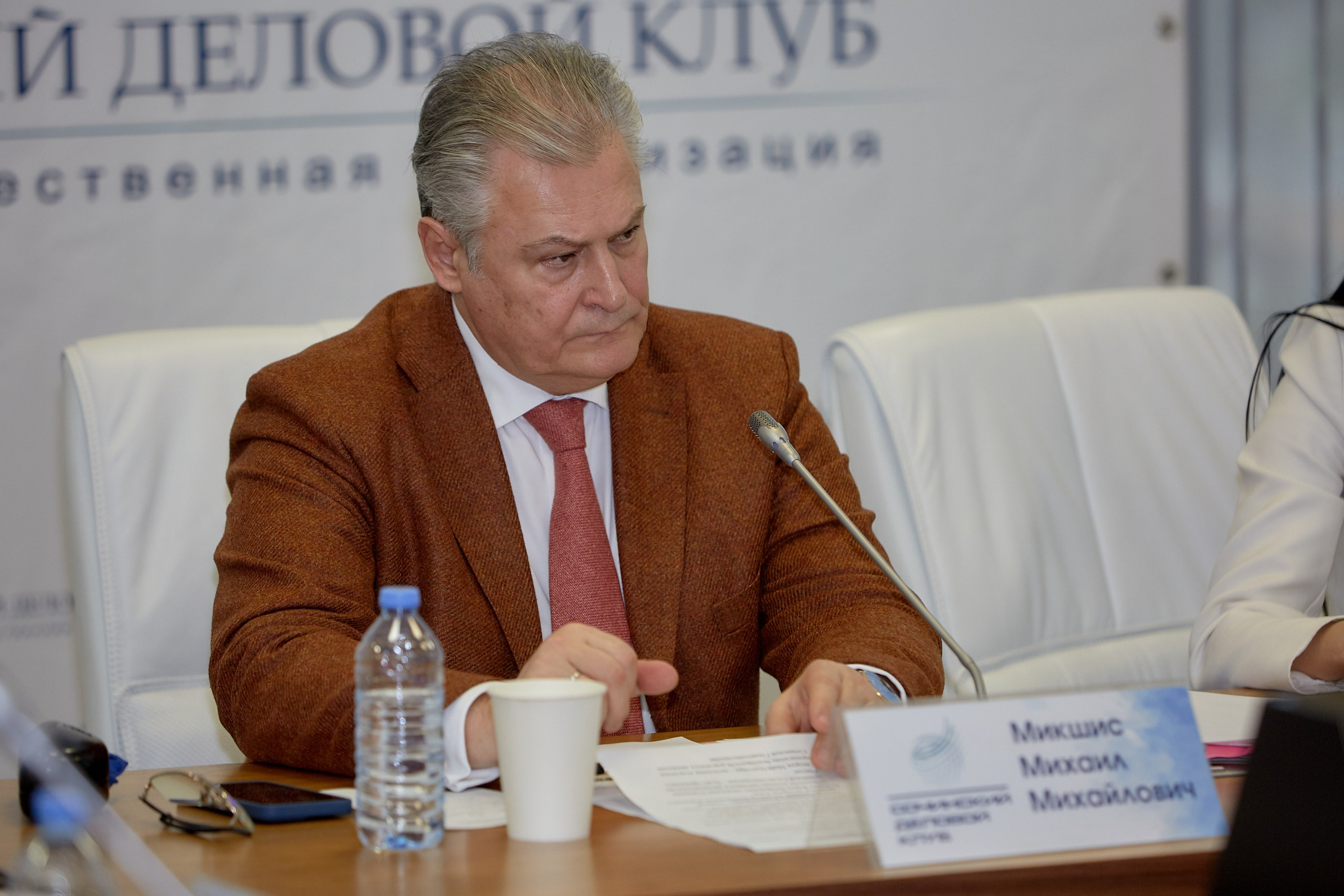 Репортажный фотограф для фотосъемки форумов конференций корпоративных мероприятий в Сочи. Фотограф Юрий Никитюк — Сочи |Адлер|Красная Поляна