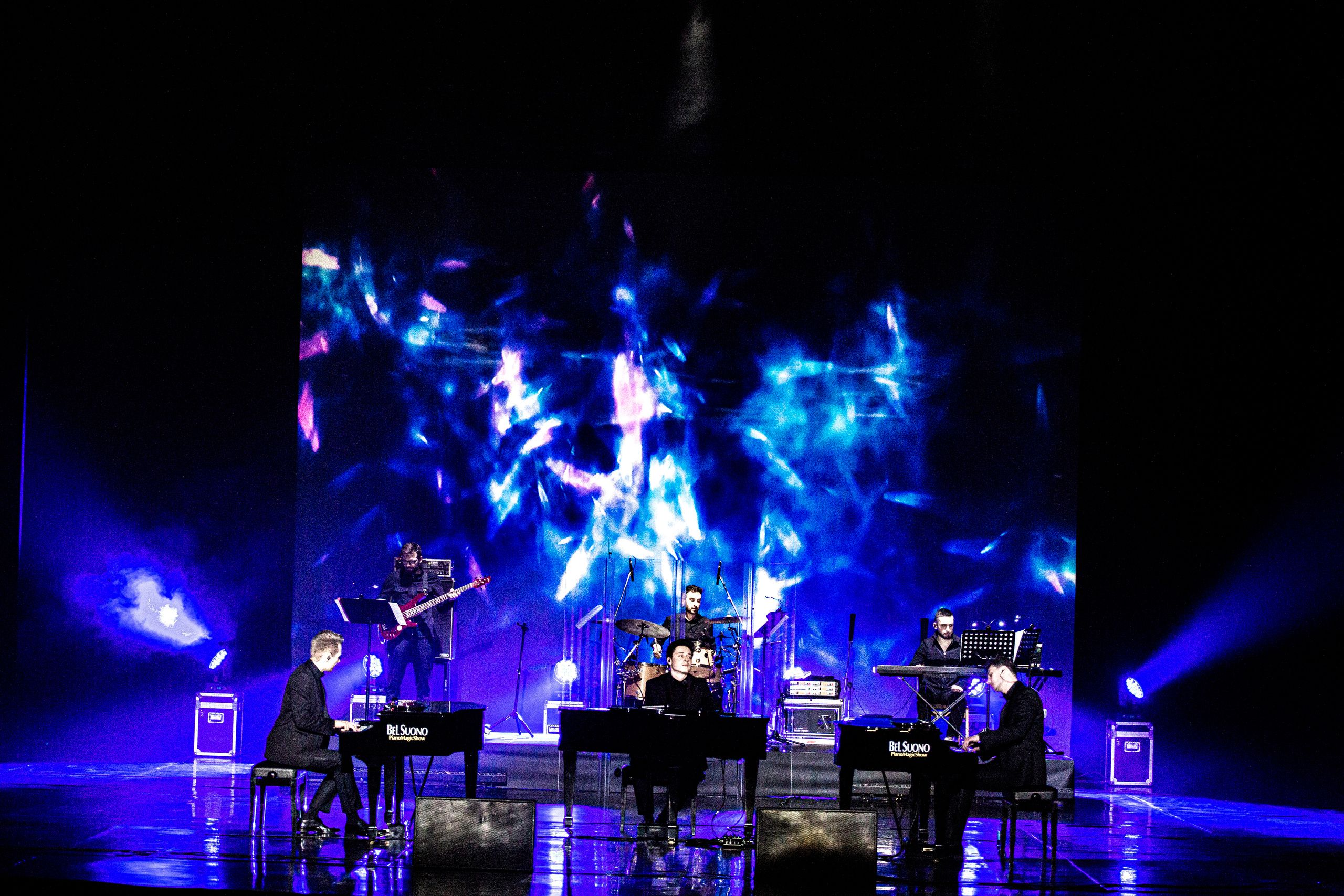 Шоу трёх роялей на сцене Зимнего театра. Фотограф в Сочи Юрий Шептаев