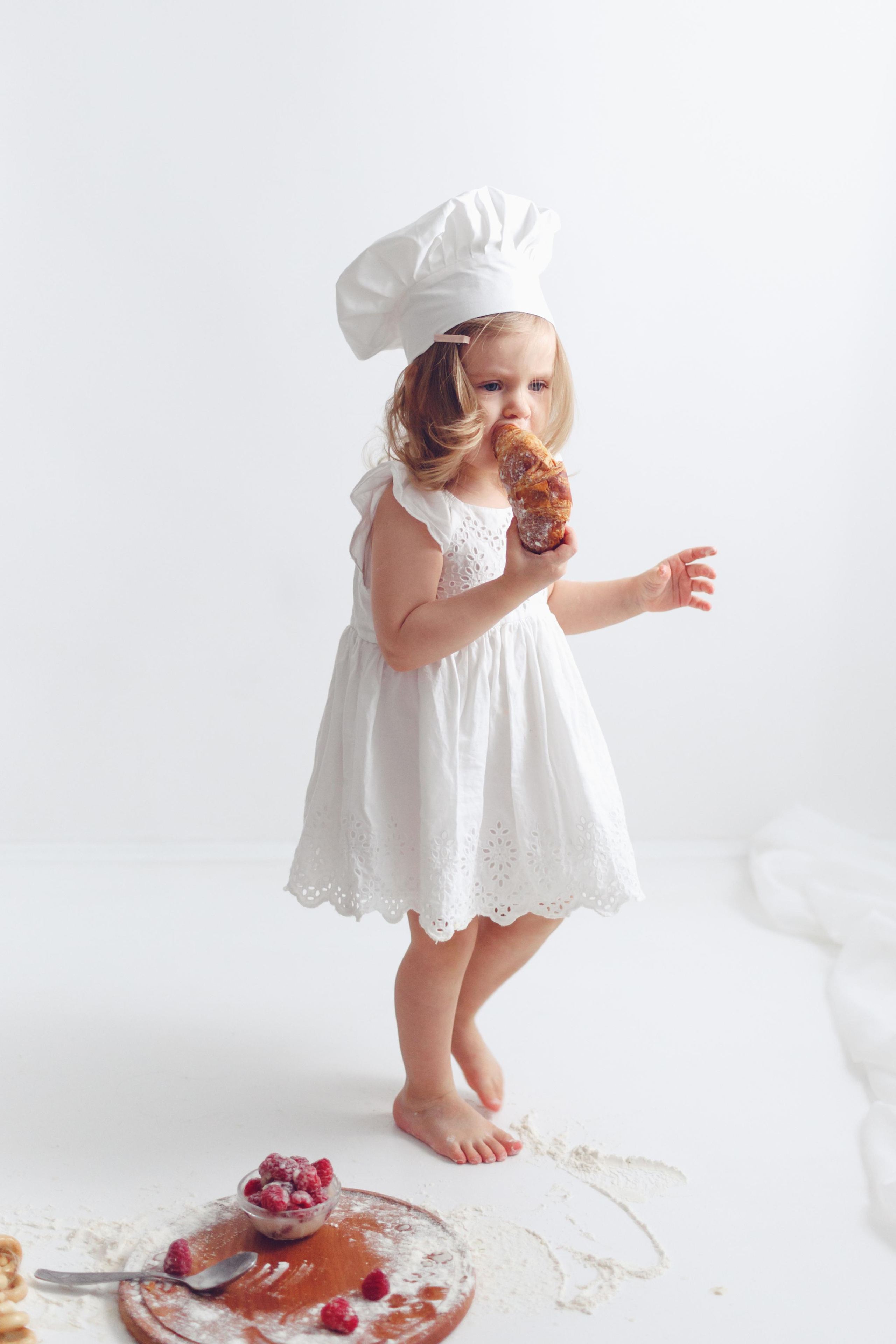Фотосессия «Поваренок» на 2 года. Детская фотостудия «Лиммеридж» в Санкт-Петербурге