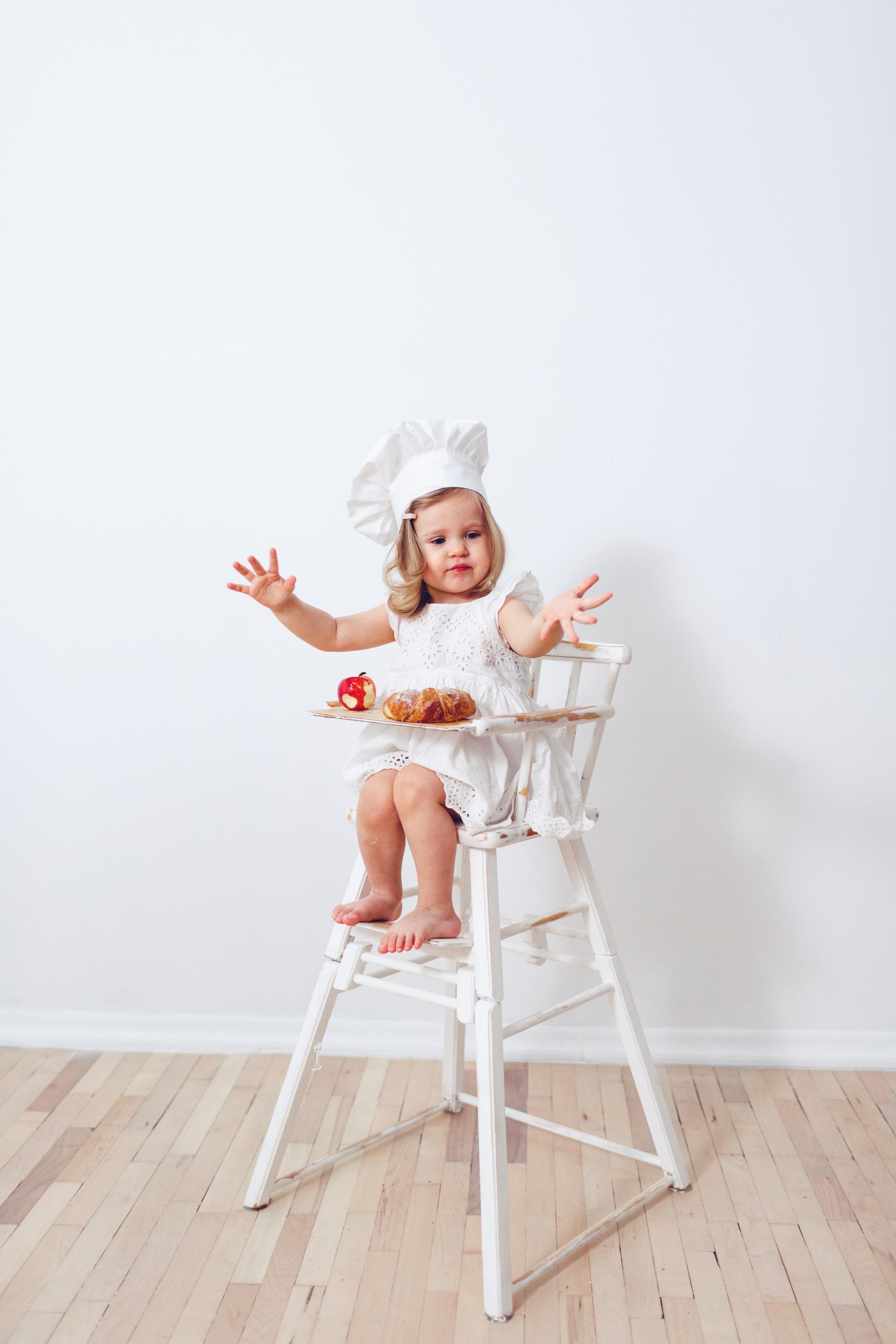 Фотосессия «Поваренок» на 2 года. Детская фотостудия «Лиммеридж» в Санкт-Петербурге