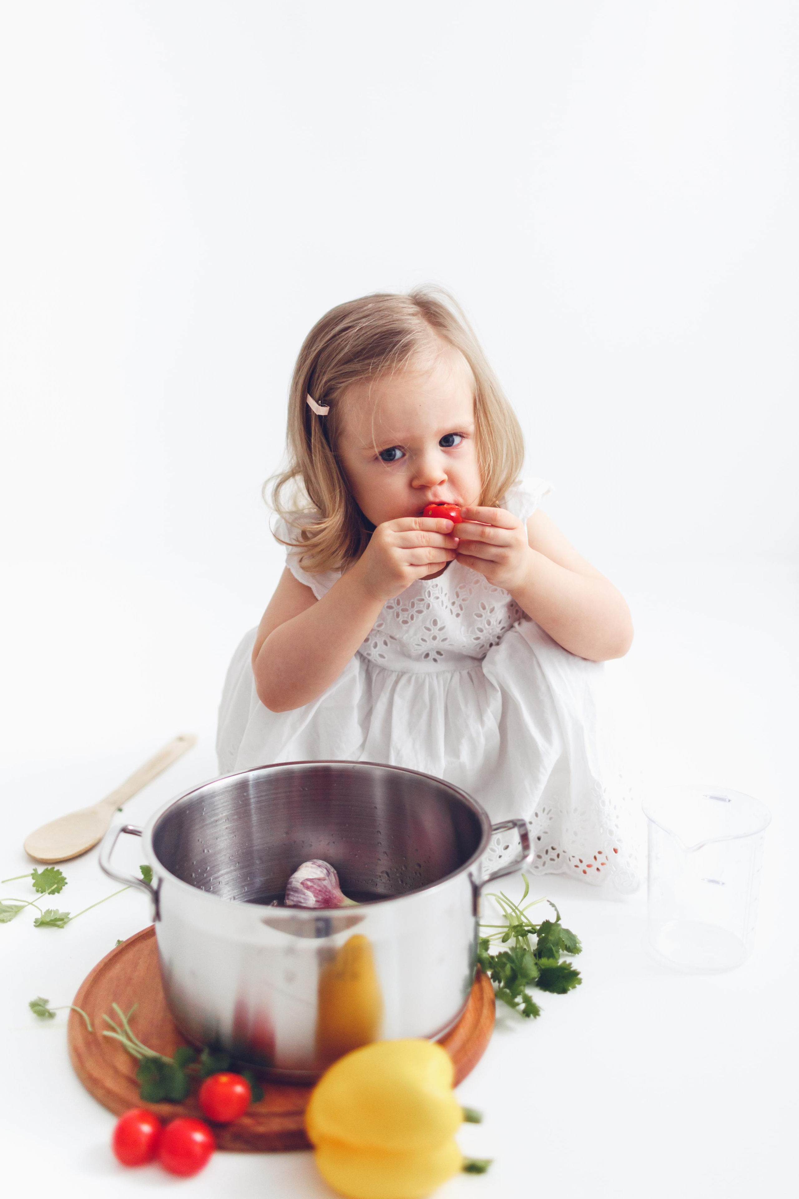 Фотосессия «Поваренок» на 2 года. Детская фотостудия «Лиммеридж» в Санкт-Петербурге