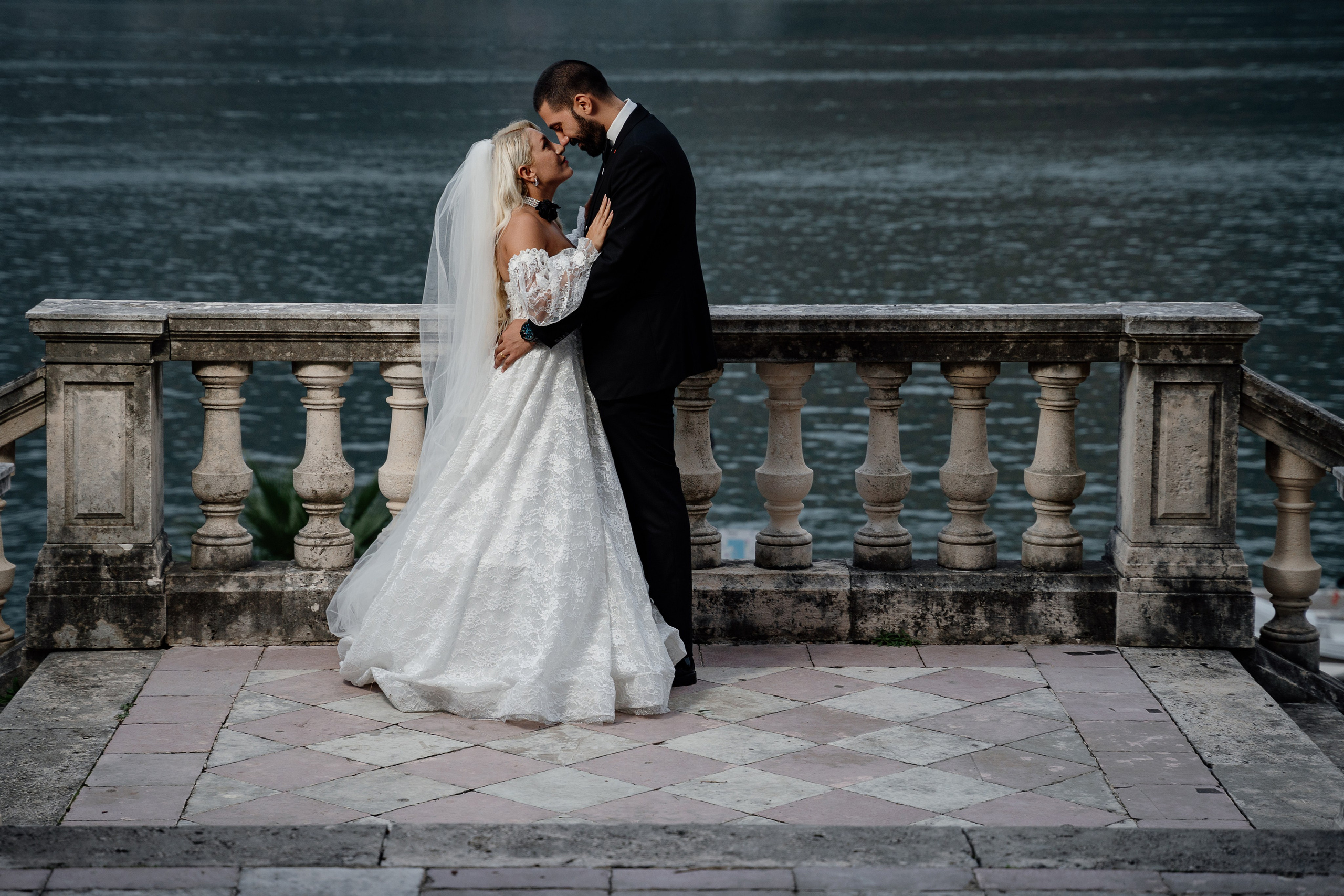 Breathtaking Wedding Photos in Montenegro. Photographer in Montenegro | Фотограф в Черногории