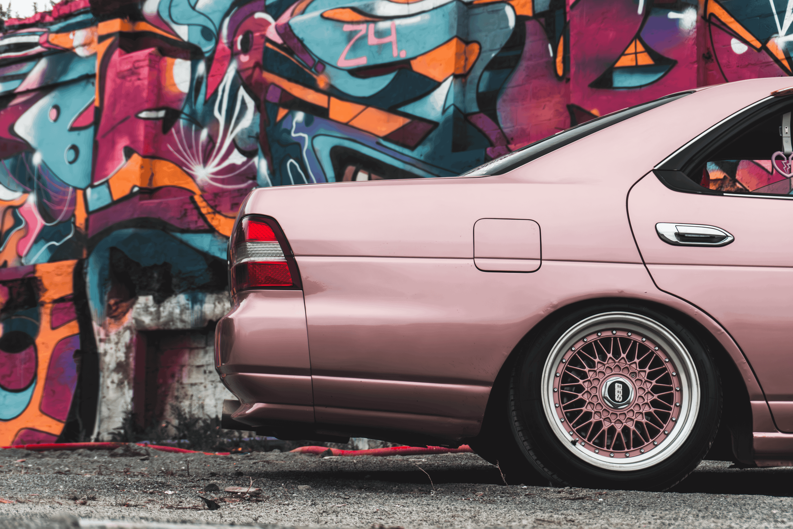 Nissan Laurel C35: на розовых движениях