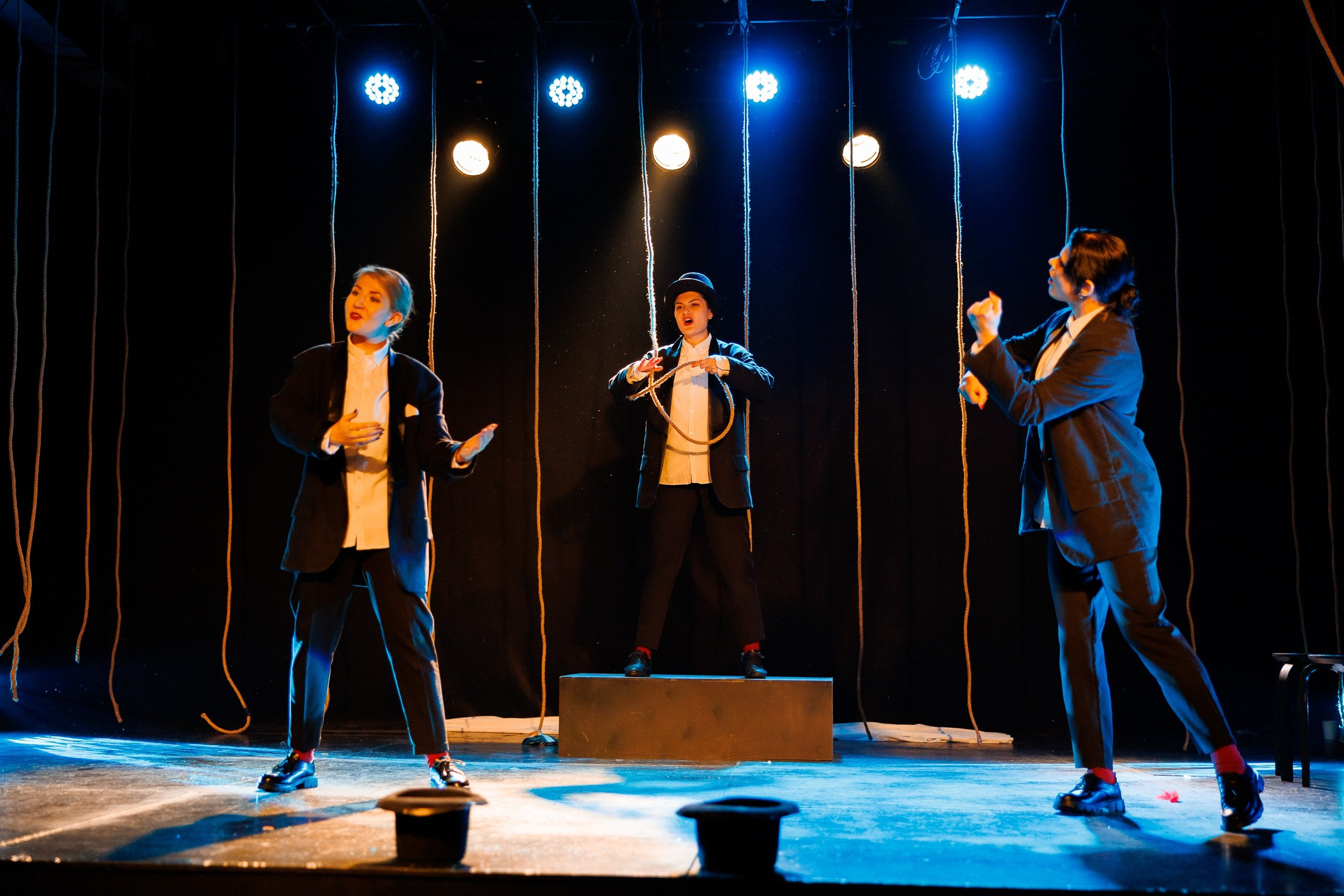 Спектакль «В открытом море» от театра Д. Лица. Фотограф в Санкт-Петербурге — Сергей Петров