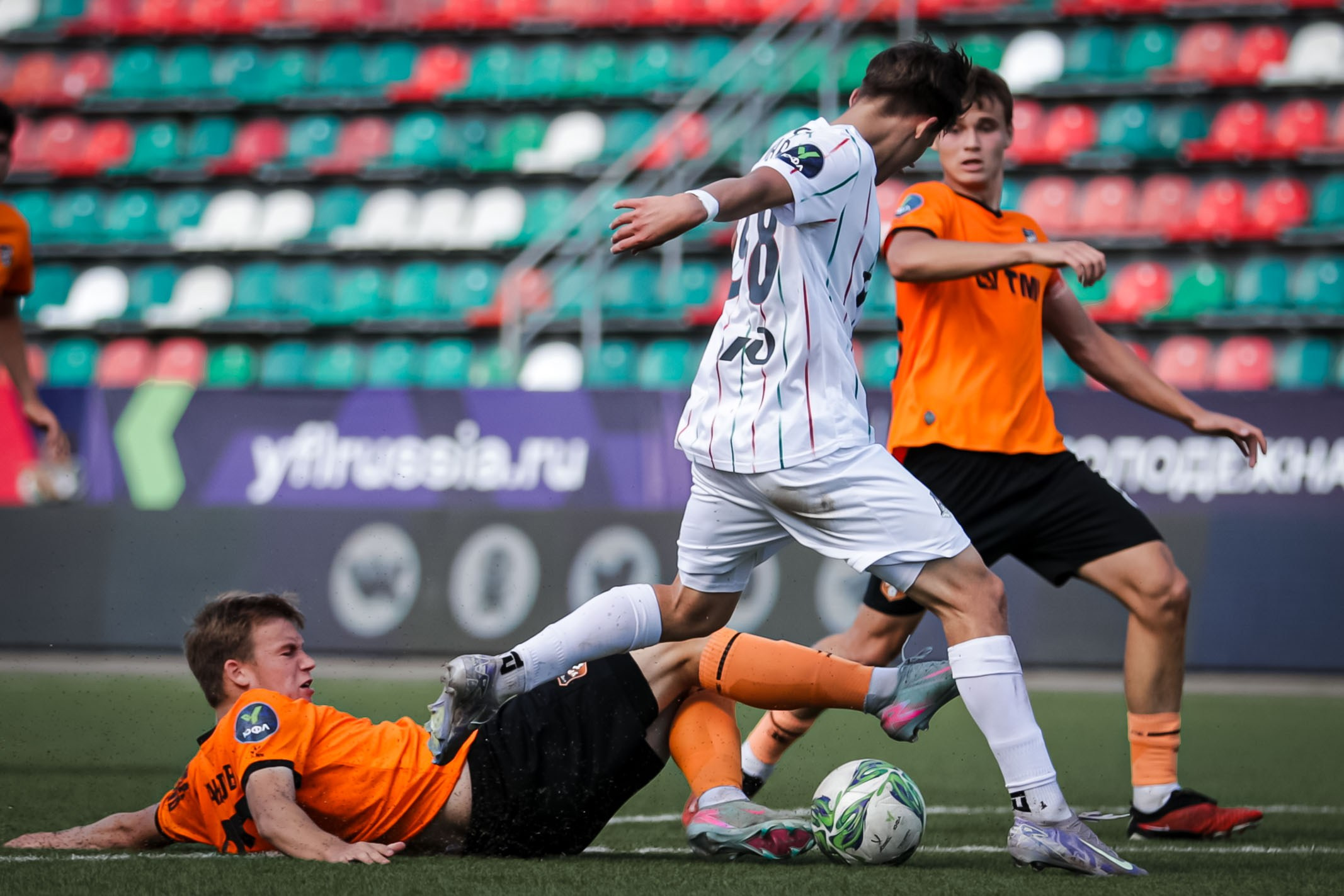 МФЛ, 16-й тур Локомотив — Урал. Фотограф в Москве Андрей Поташов «Photashov»