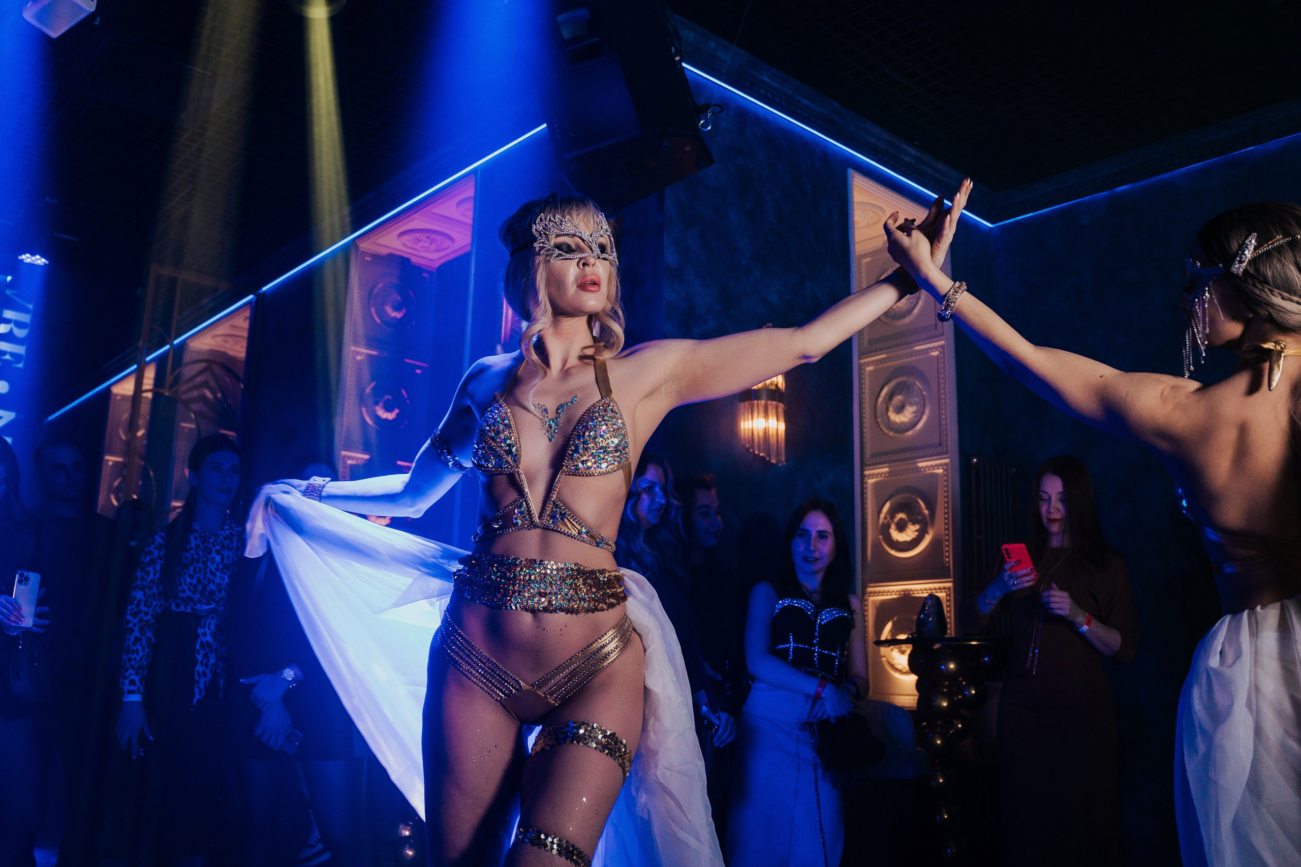 ЛУВР. СВОИ. ФОТООТЧЕТЫ-СОБЫТИЯ-МЕСТА