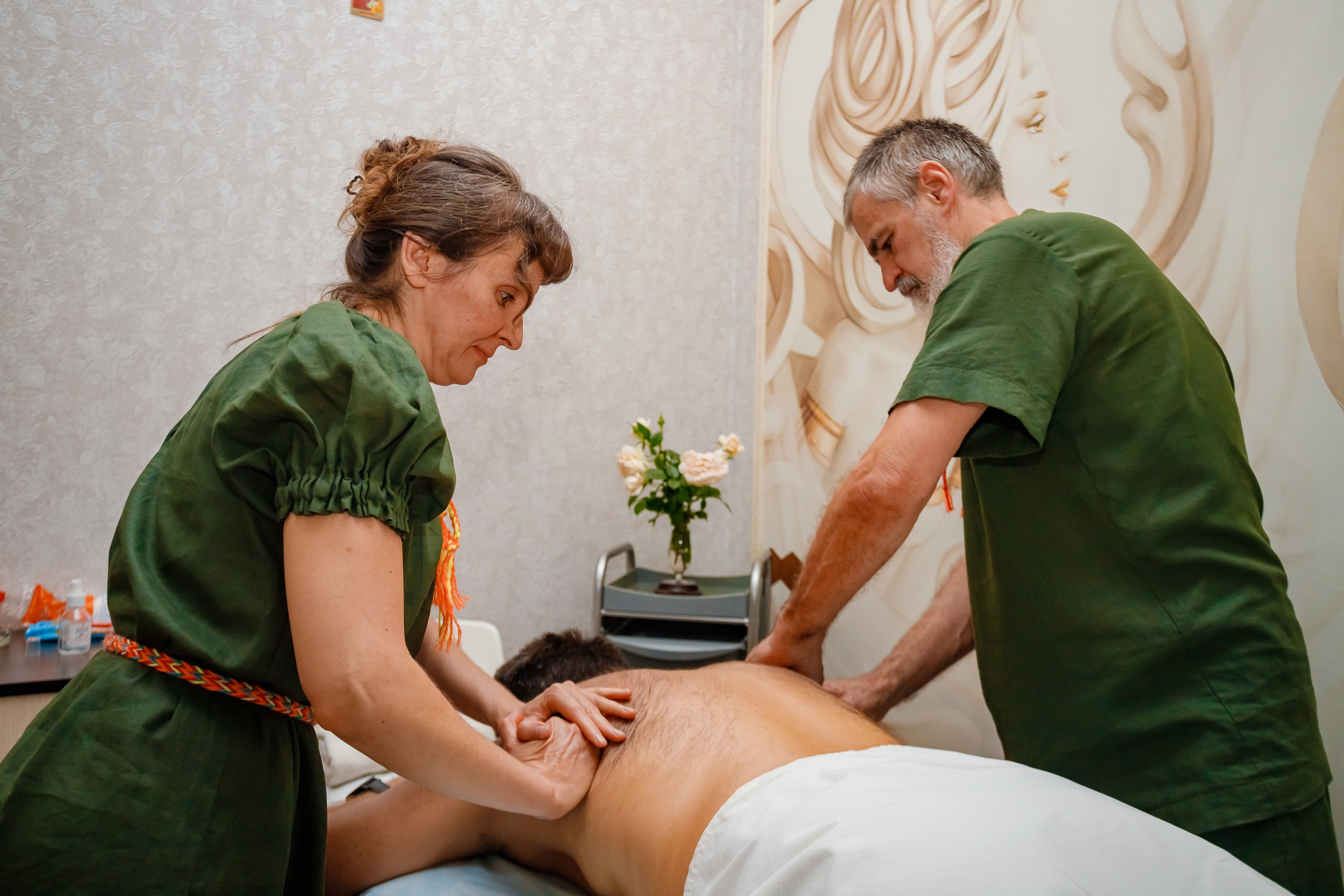 SPA - процедуры. Все виды массажа. Релакс