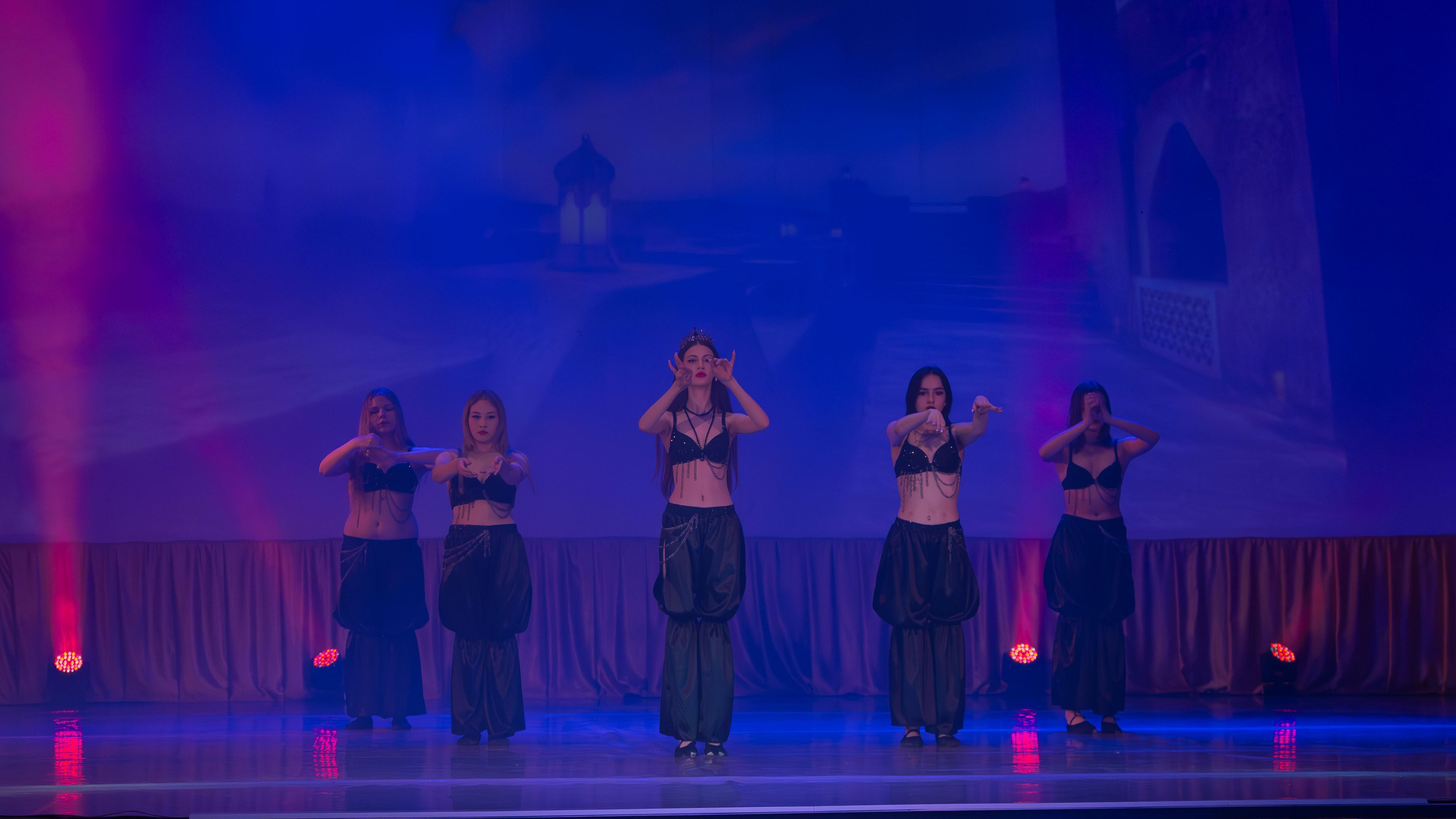 Студия «Lamis» отчетный концерт 2024. Выпускные альбомы и школьный фотограф в Подольске, Троицке, Щербинке, Москве и Московской области