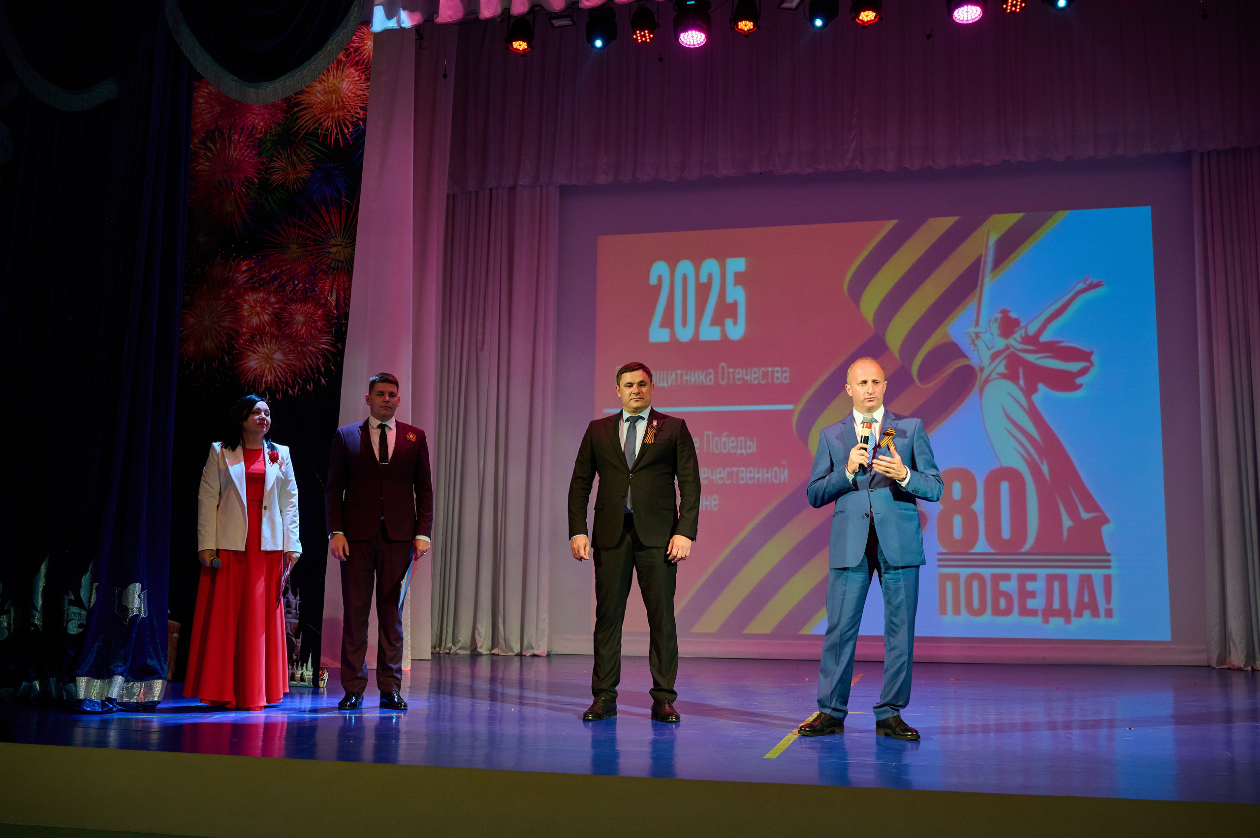 Концерт к 9 мая в с. Марьина Роща. Жизнь курорта Кабардинка в фотографиях