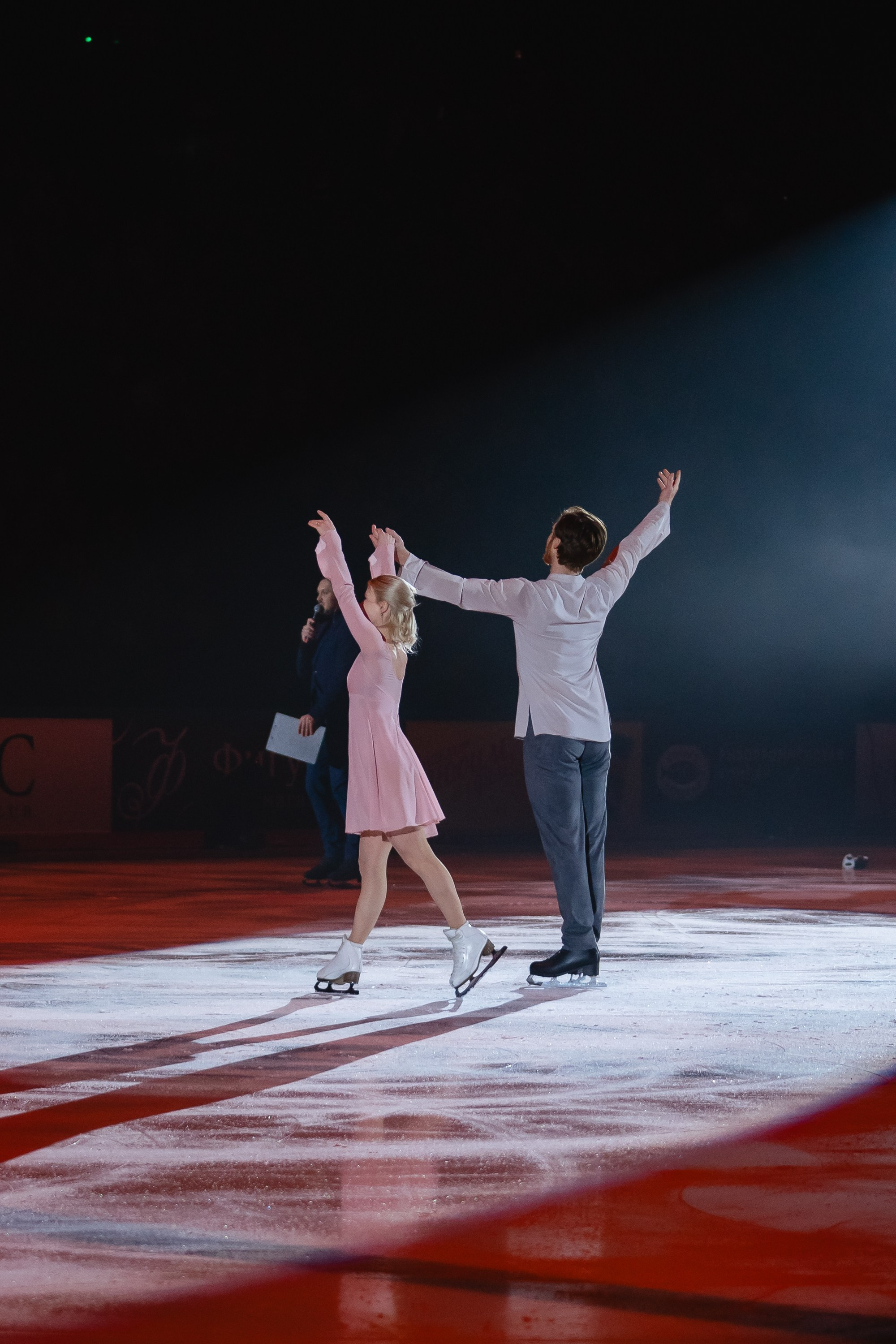 Шоу «Чемпионы на льду» в Новосибирске. Воробьева Ксения — Спортивный и танцевальный фотограф Новосибирск