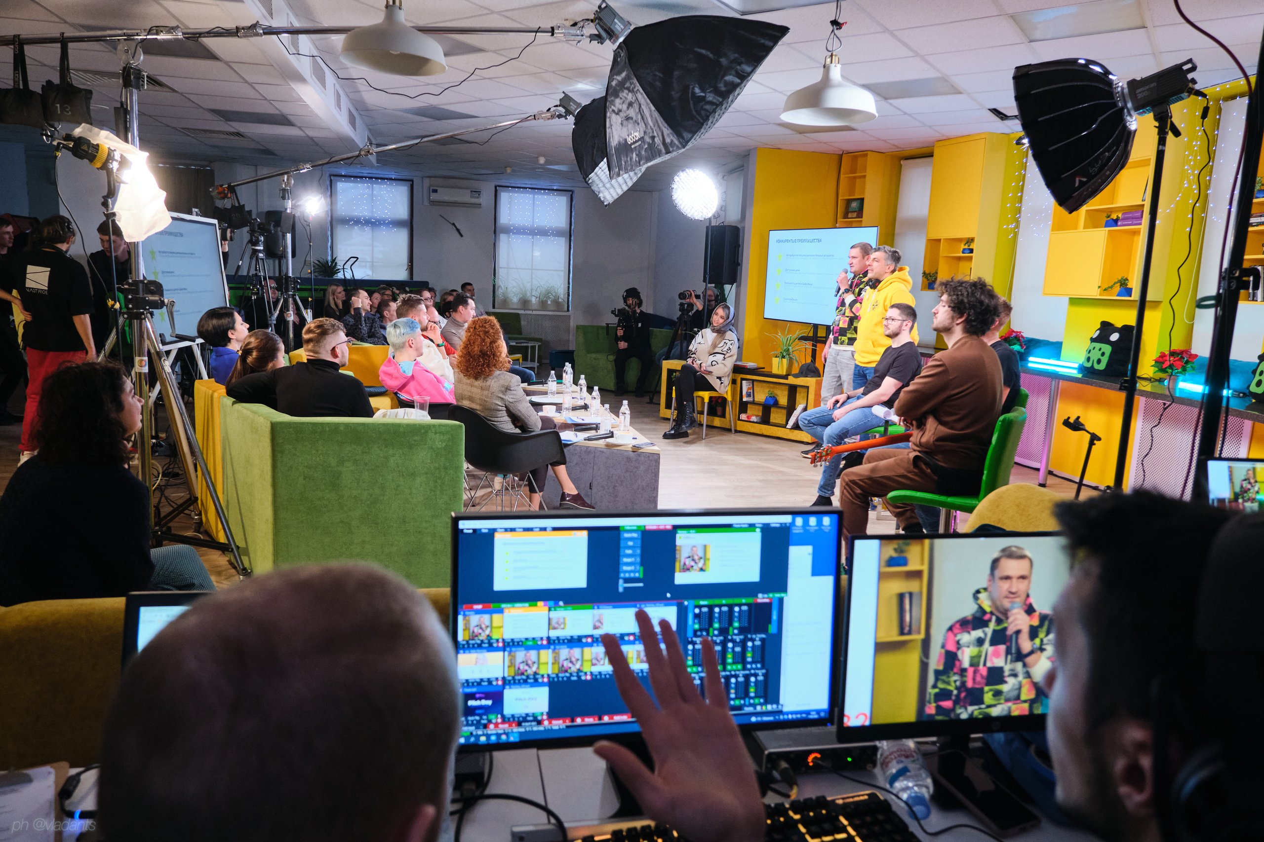 Online broadcasting. NASTROE Film production in Russia and Sri Lanka
