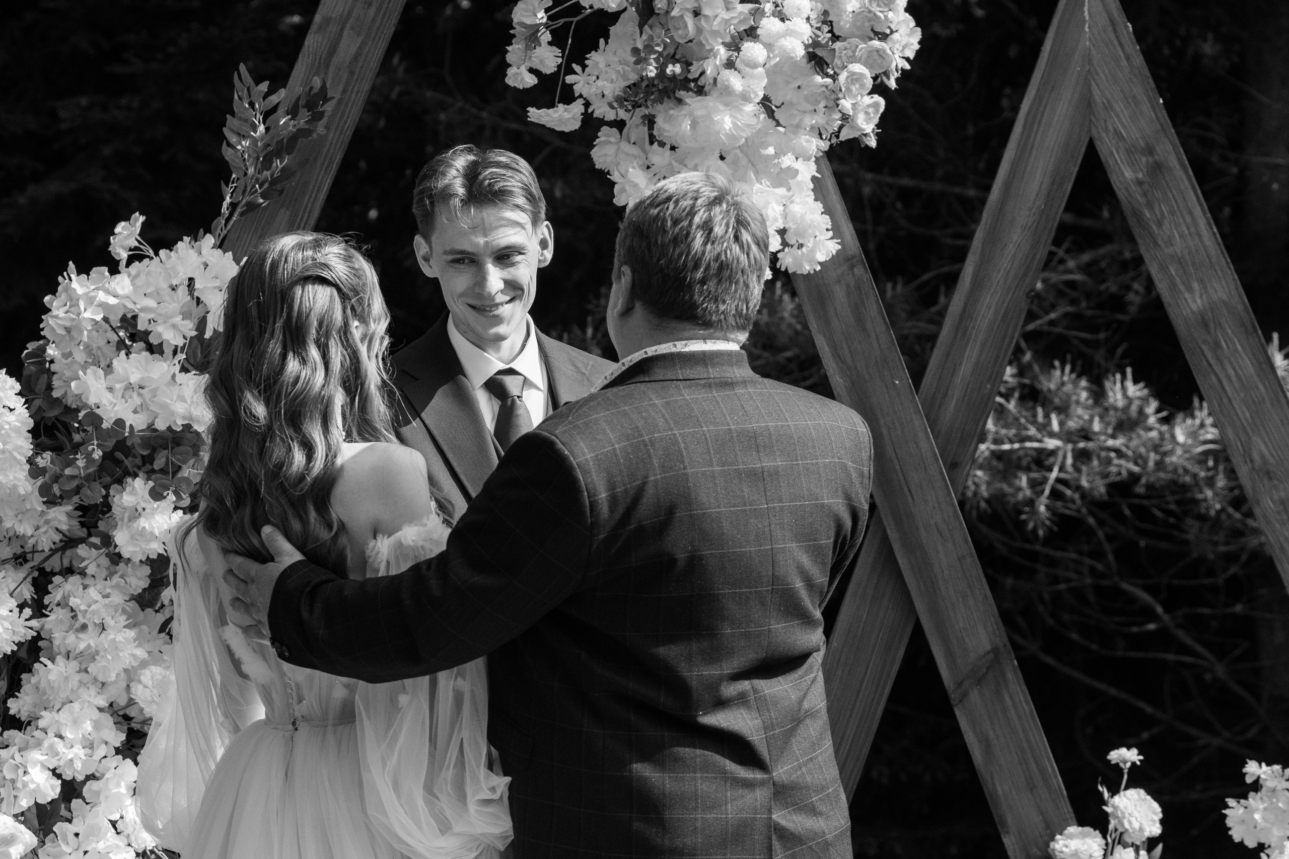 Свадебная фотосессия пары в Агроусадьбе Дачка бай