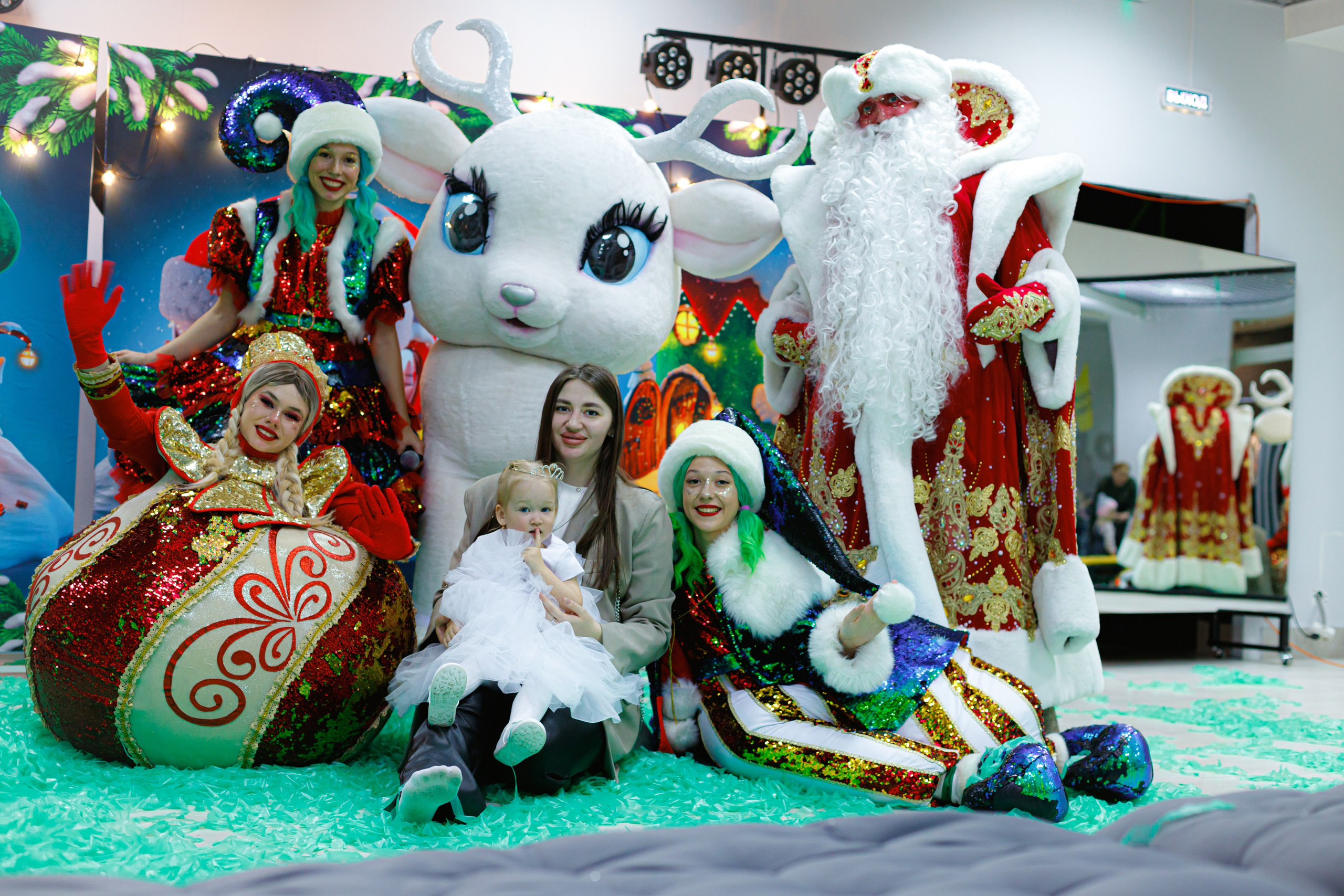 HAPPY NEW YEAR PART/3. Photokarish