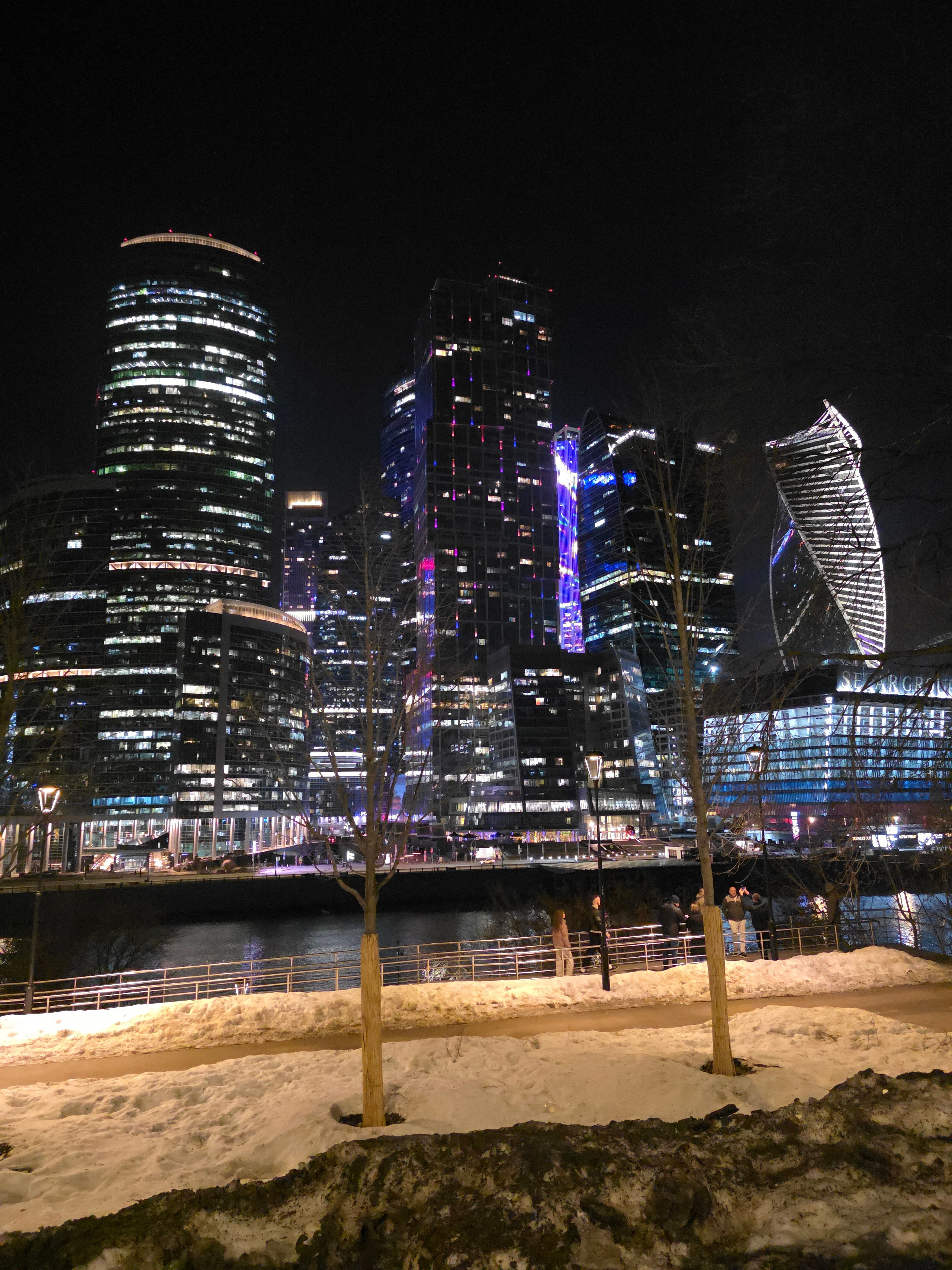 Ночной вид на Москва-сити