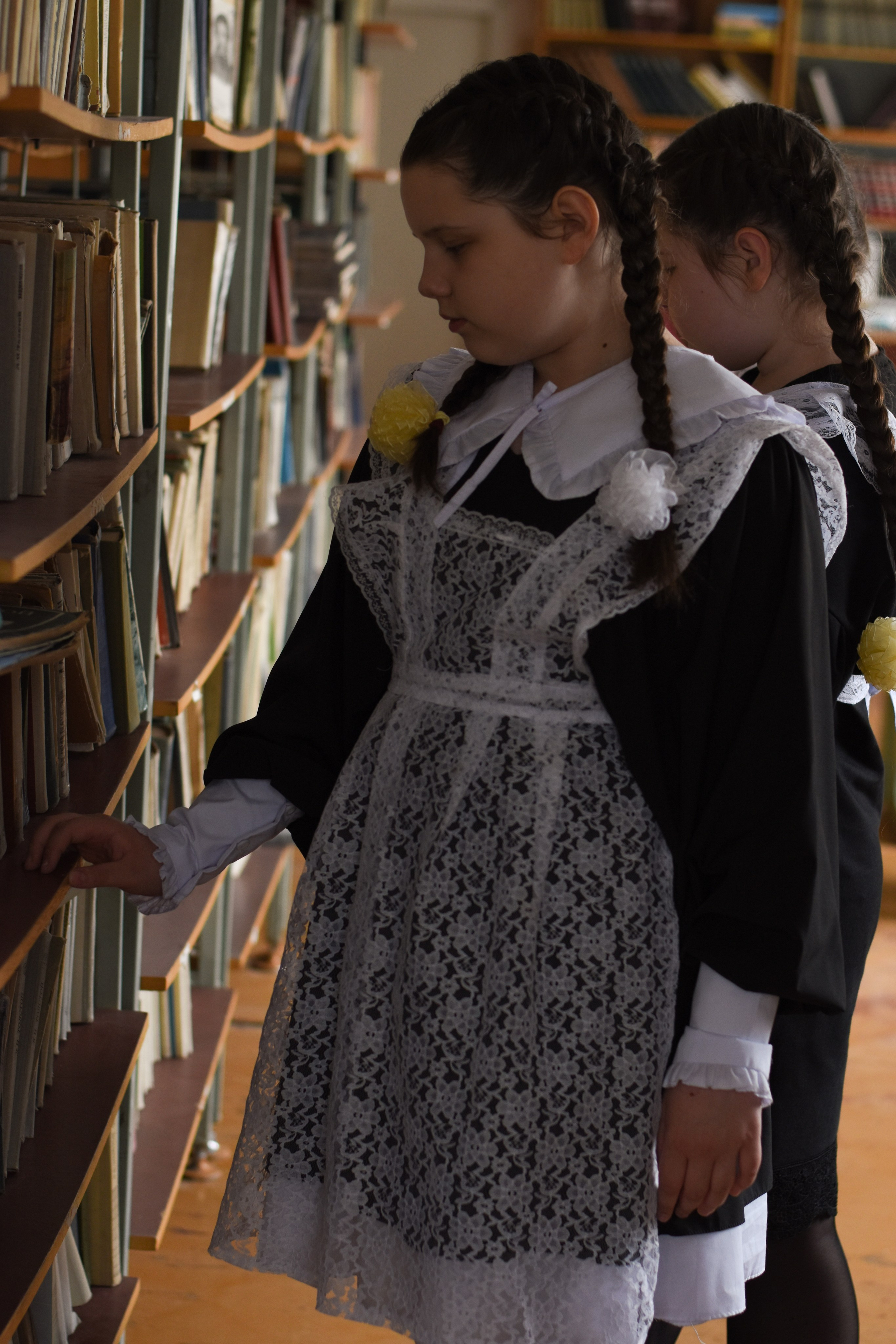 В школьной библиотеке. Детский и семейный фотограф Наталья Михалина