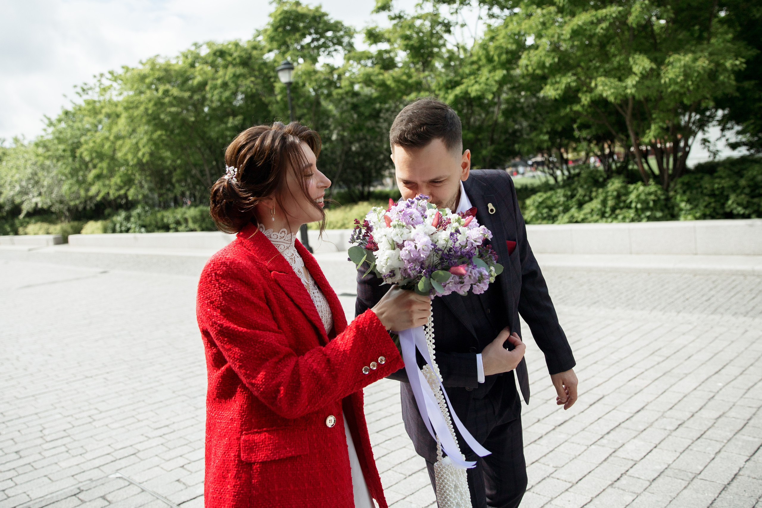 красный образ невесты